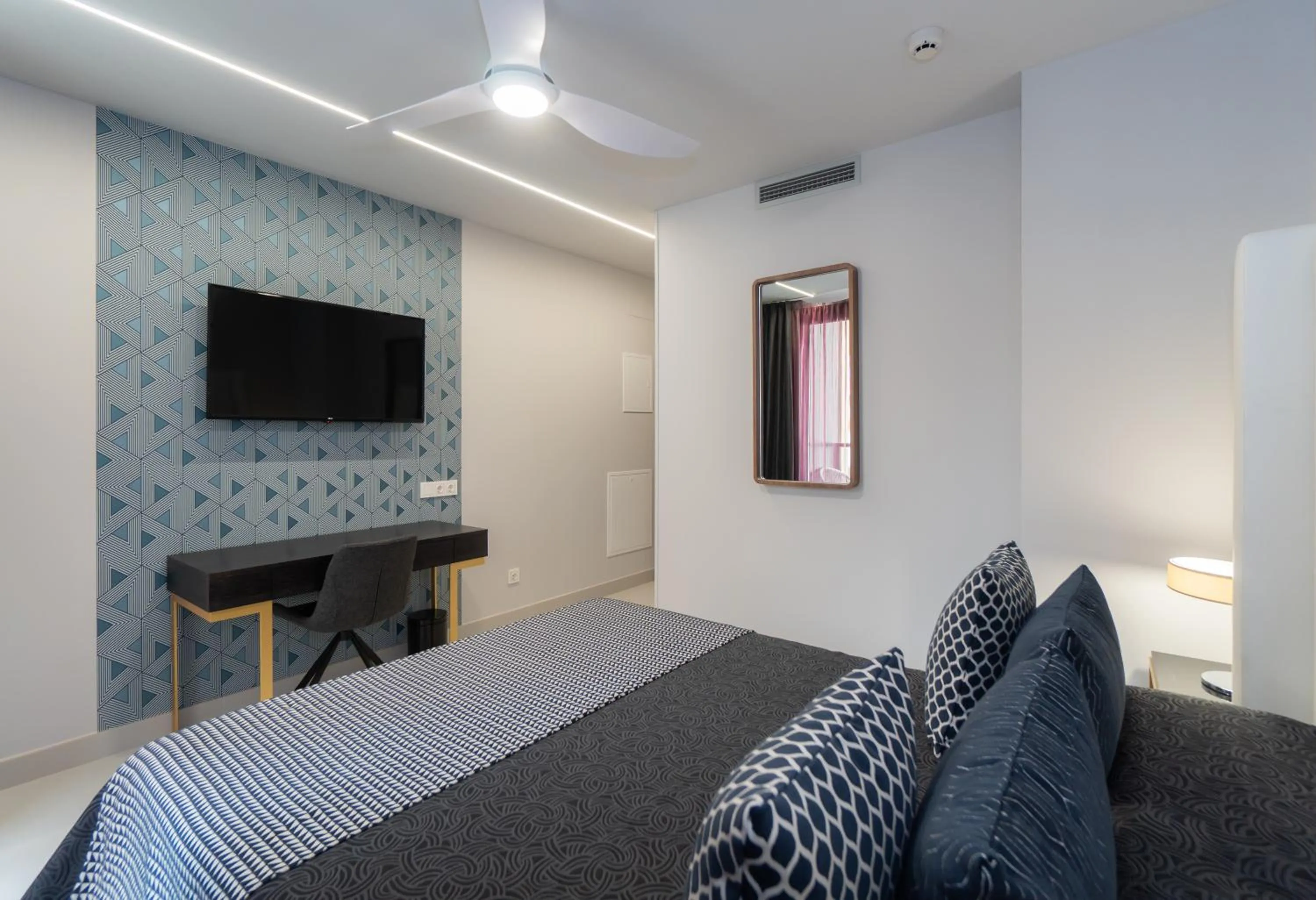 Photo of the whole room, Bed in Hotel Perla del Sur