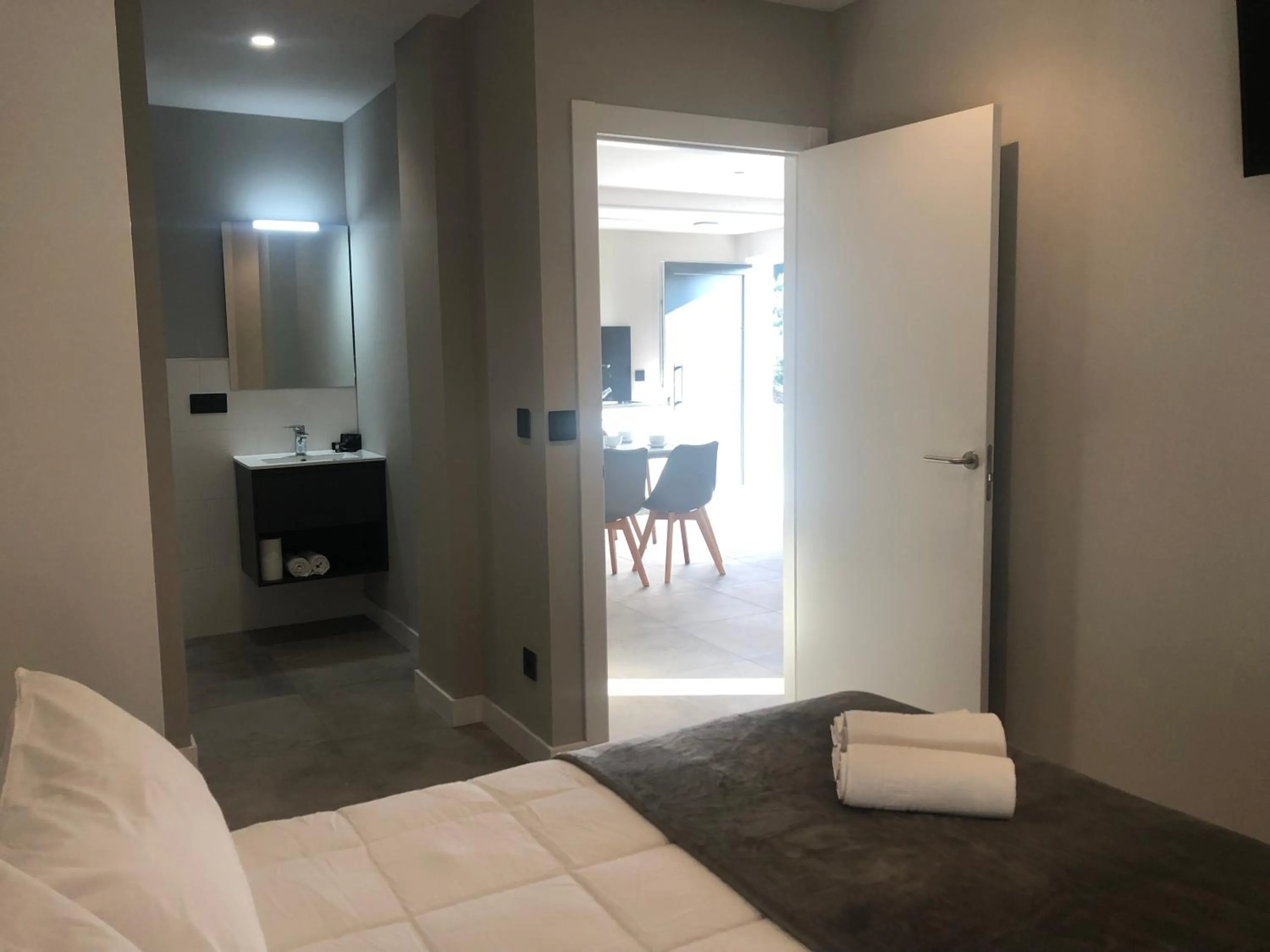 Bed in Aparthotel Ría de Lires