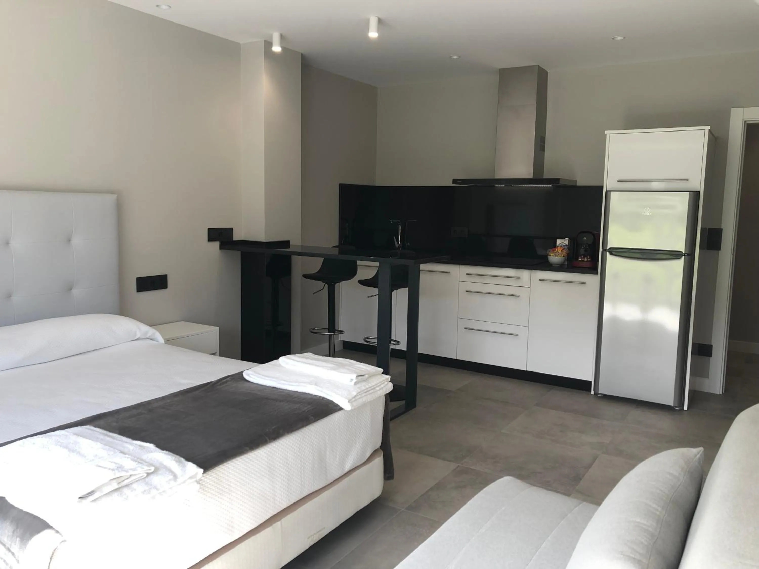 Bed in Aparthotel Ría de Lires