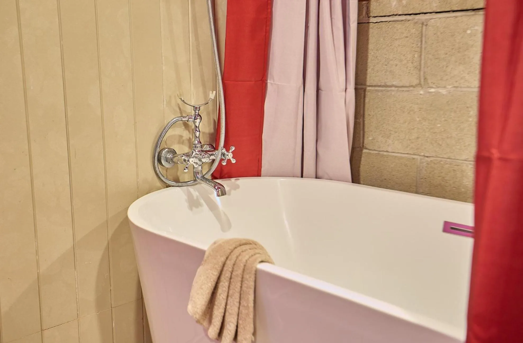 Bathroom in Beverly Hills Spanish