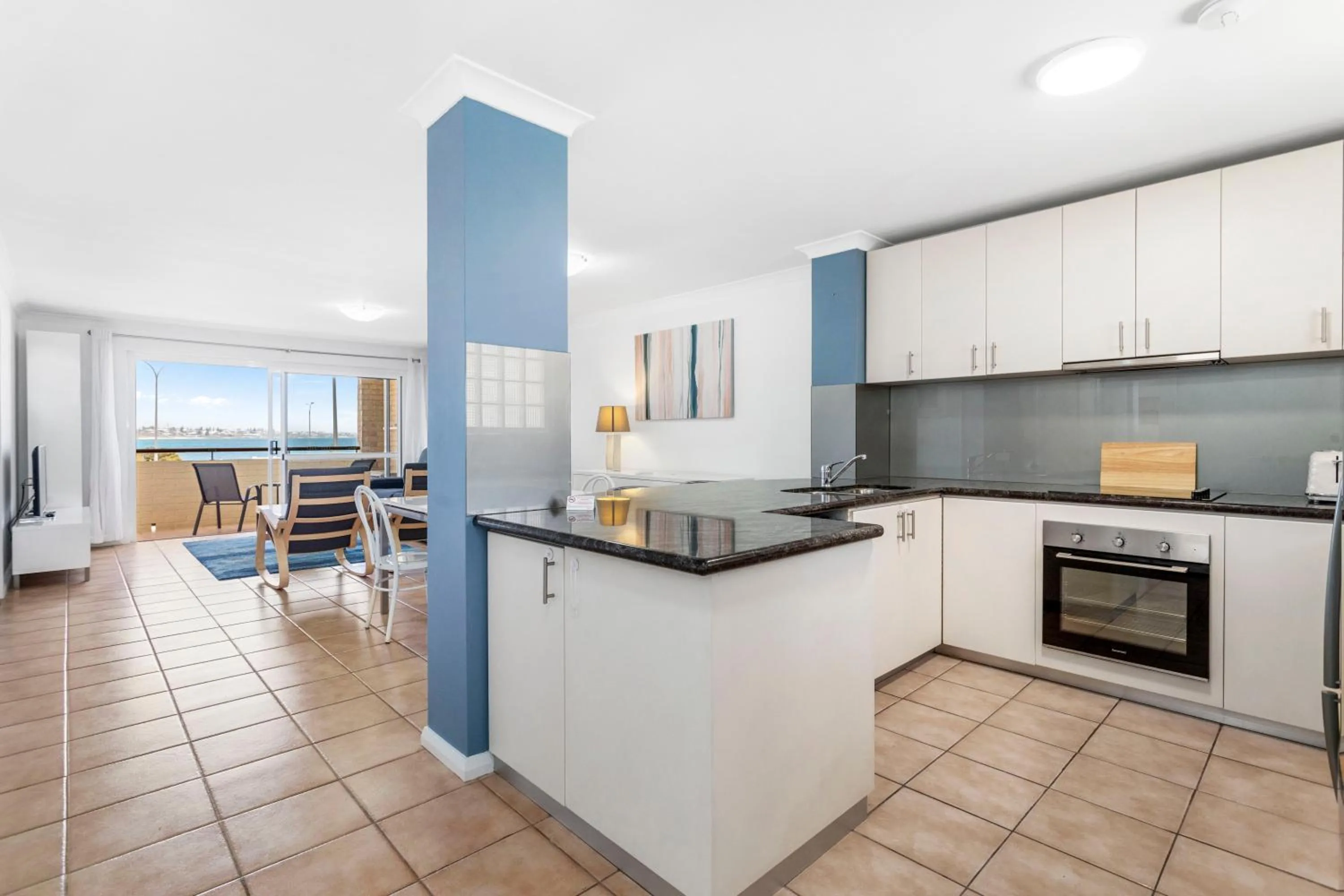 Kitchen or kitchenette in Nautica Residences Hillarys