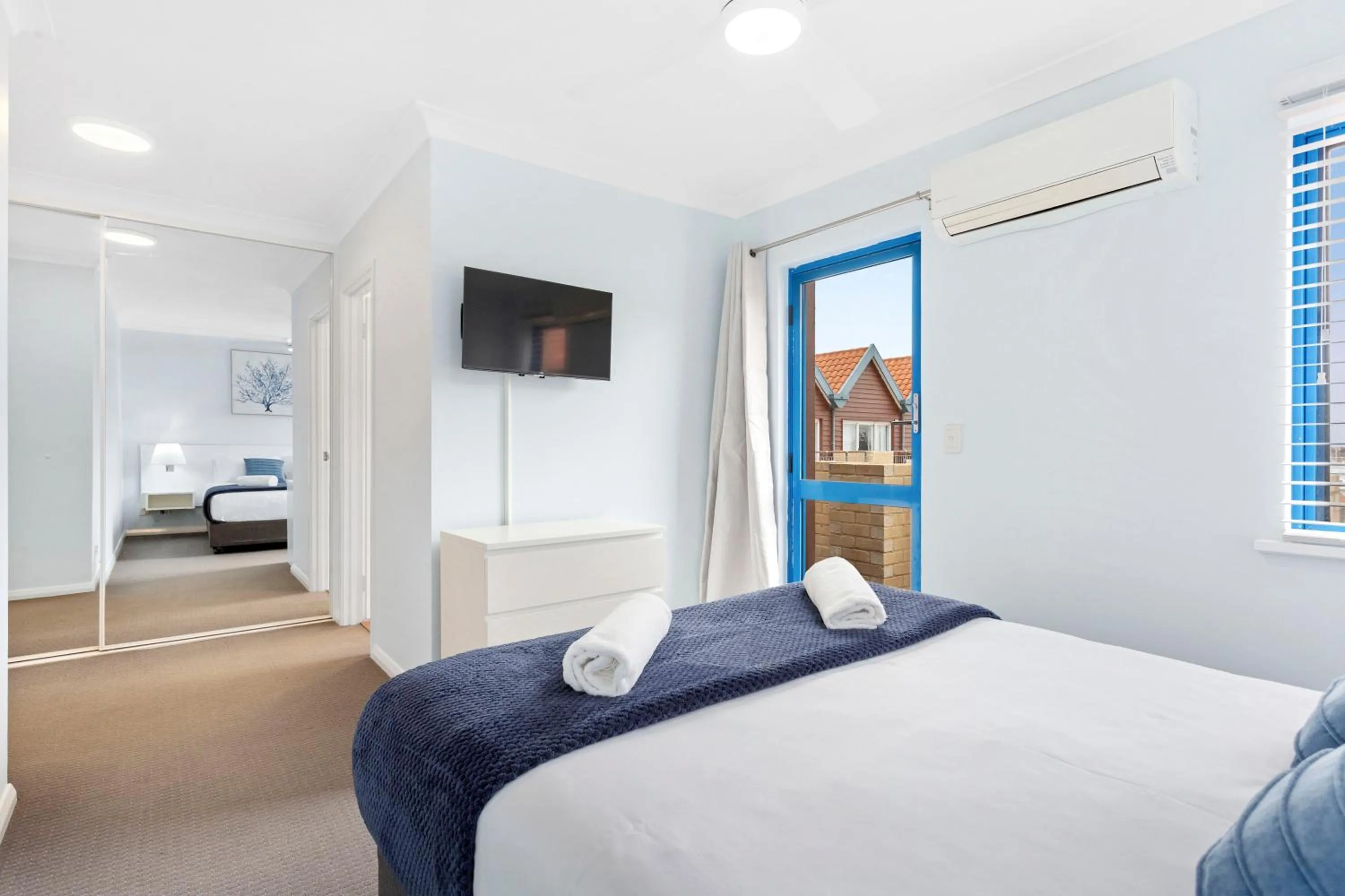 Bedroom, Bed in Nautica Residences Hillarys