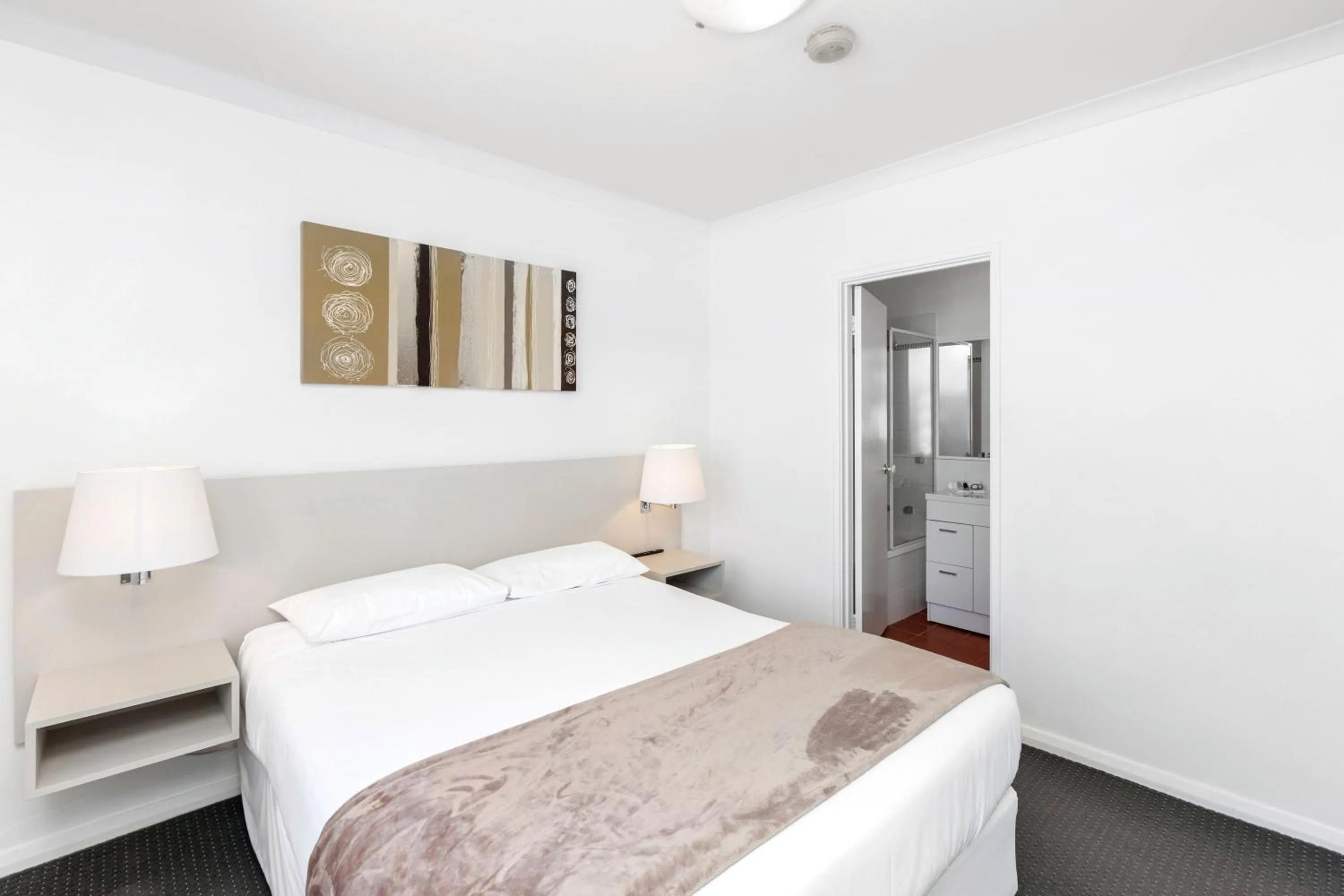 Bedroom, Bed in Nautica Residences Hillarys