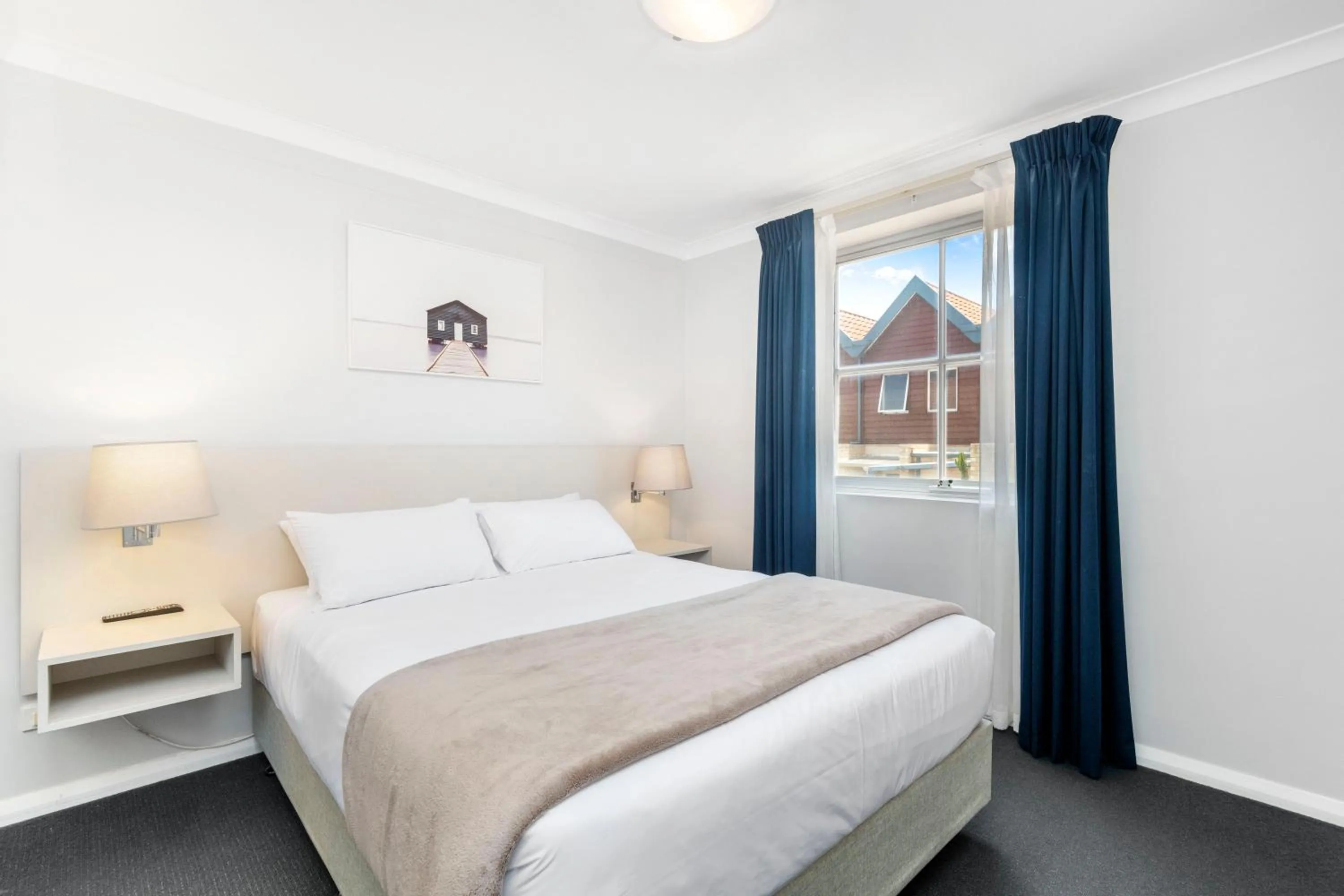 Bedroom, Bed in Nautica Residences Hillarys