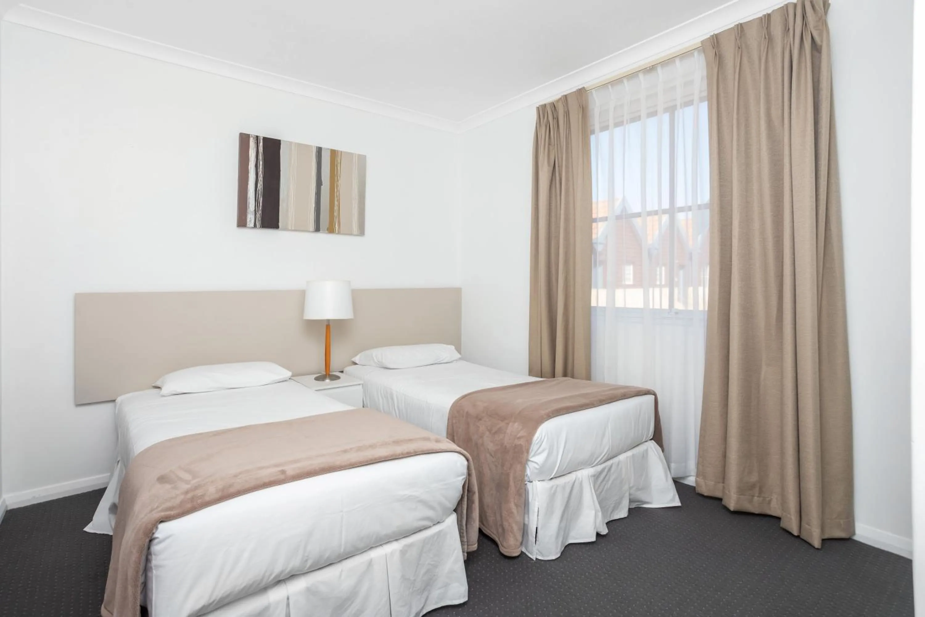 Bed in Nautica Residences Hillarys