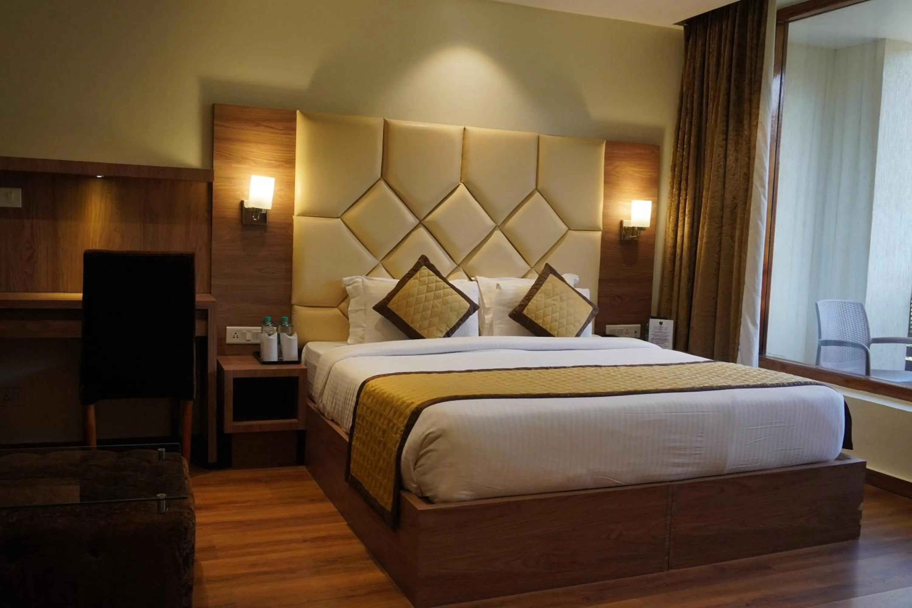 Bed in The Jungle Mountain Retreat