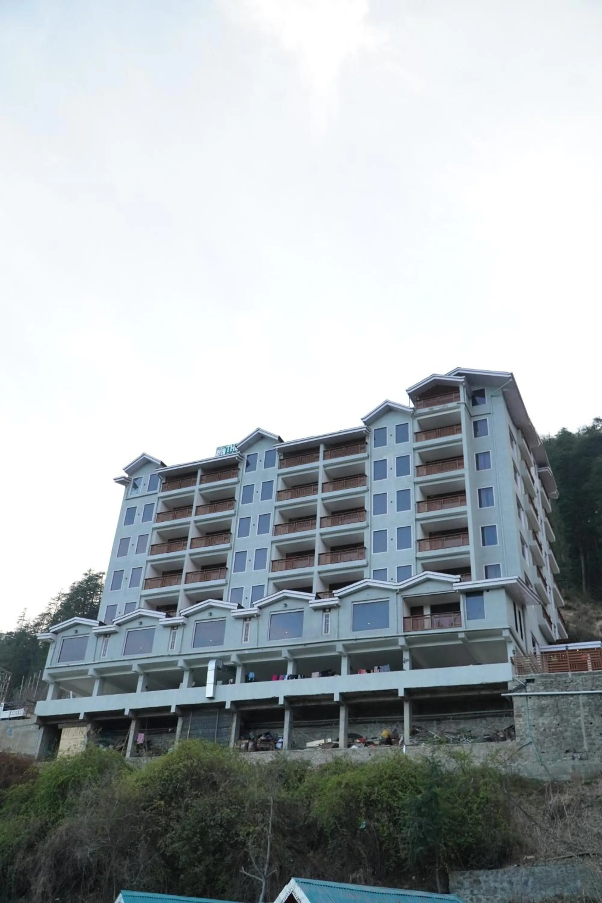 Property building in The Jungle Mountain Retreat