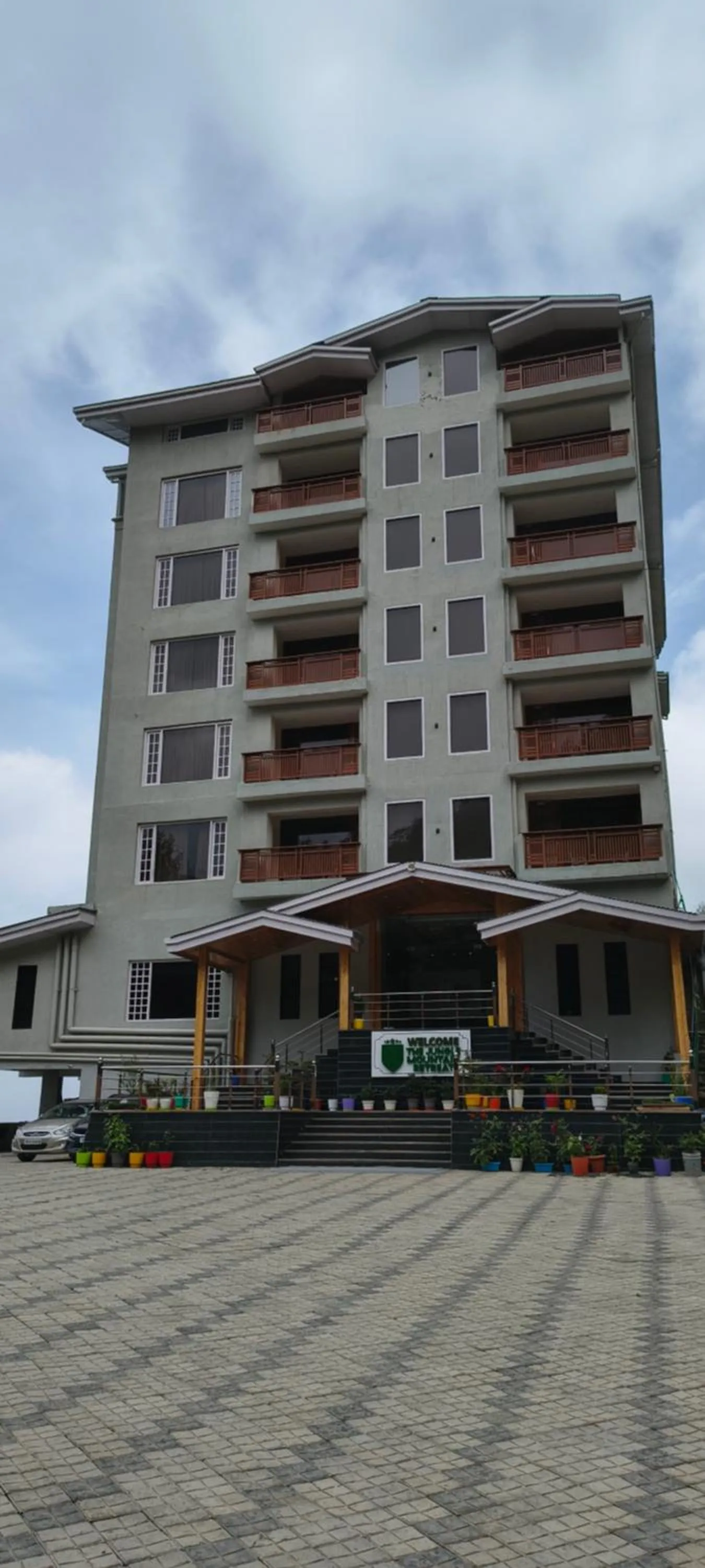 Property building in The Jungle Mountain Retreat
