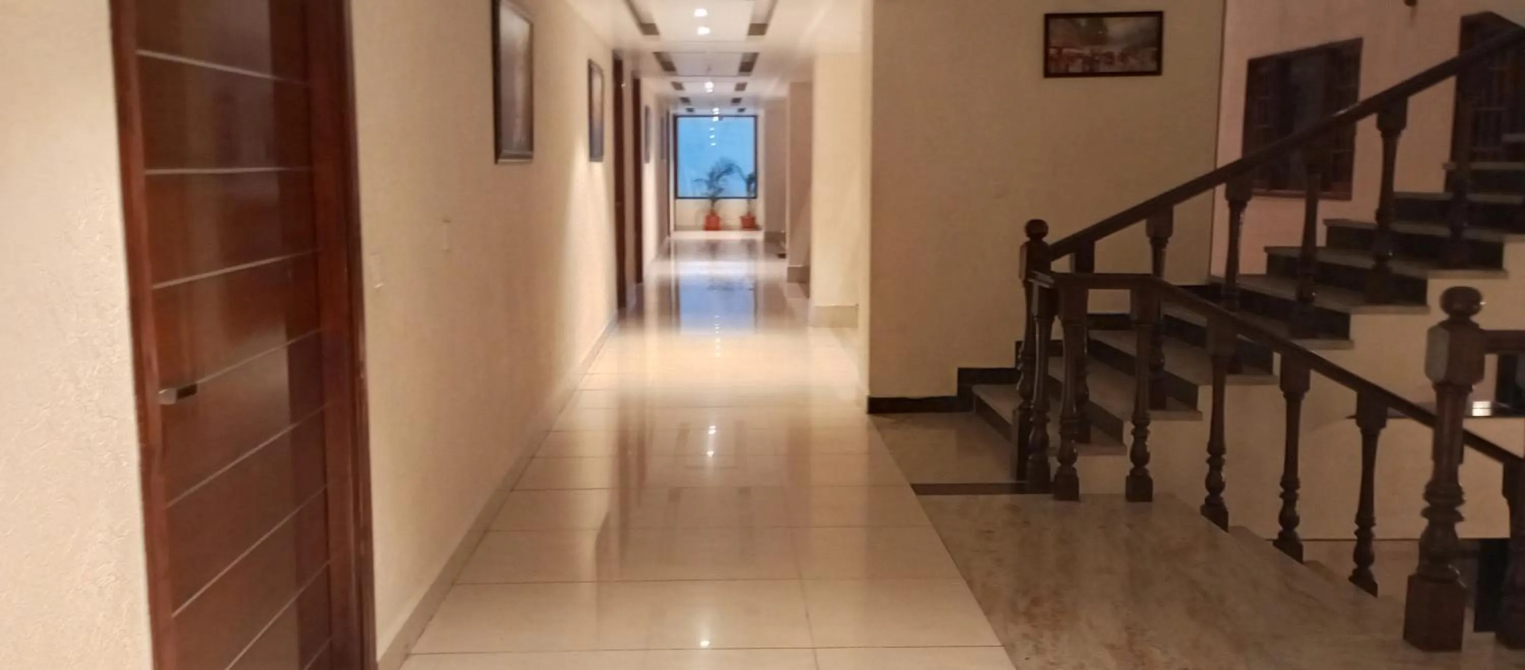 Floor plan in The Jungle Mountain Retreat