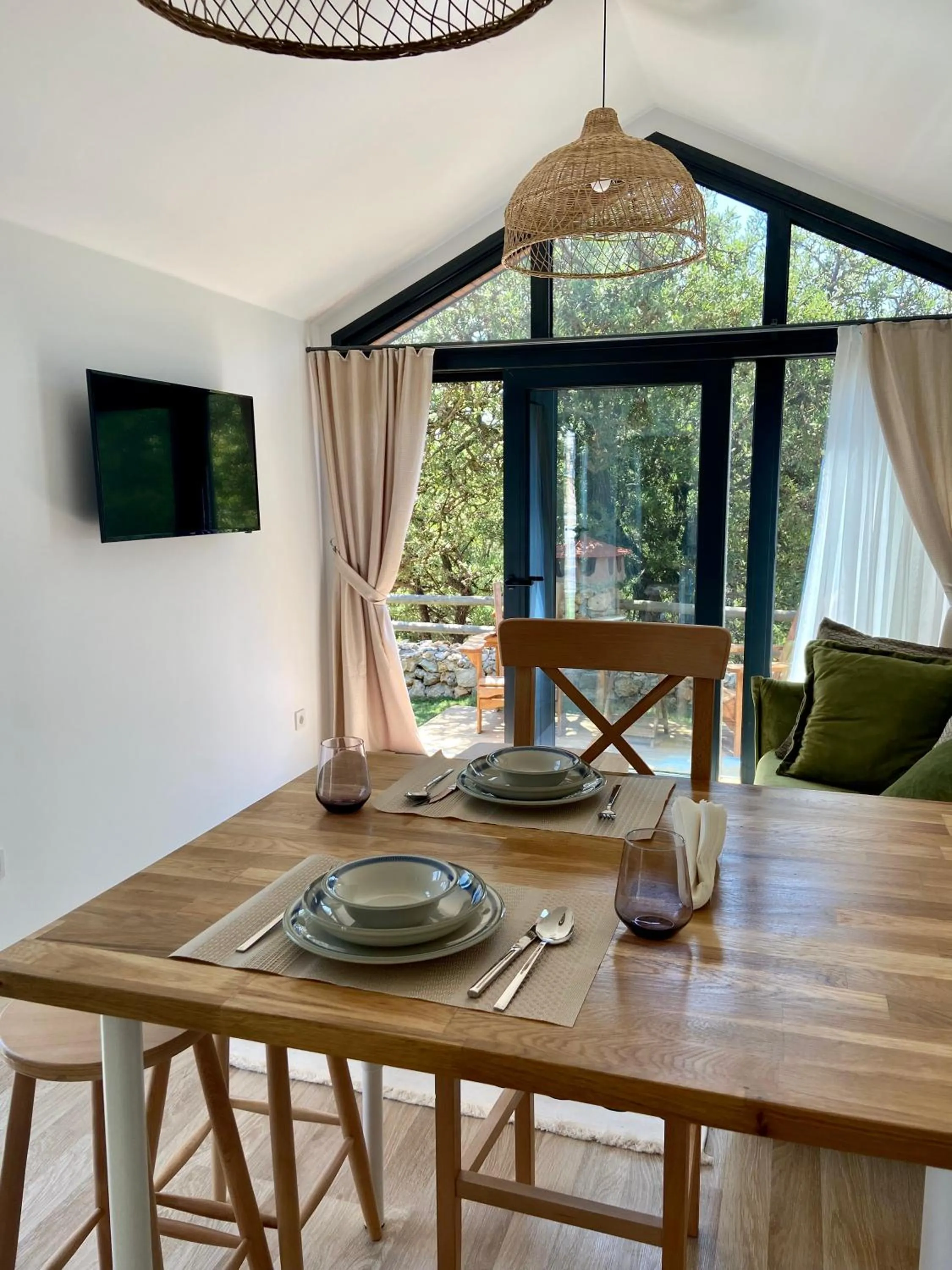 Dining area in Kairos Hotel