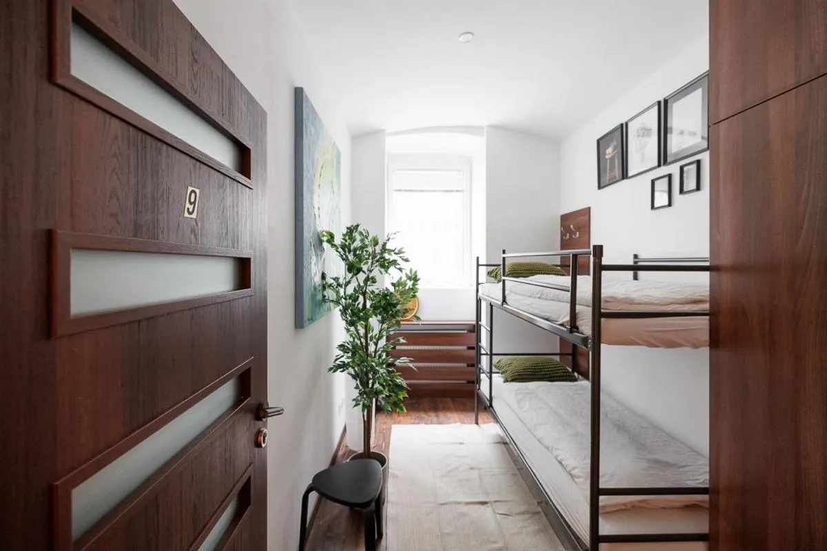 Bed in Vienna City Business Rooms