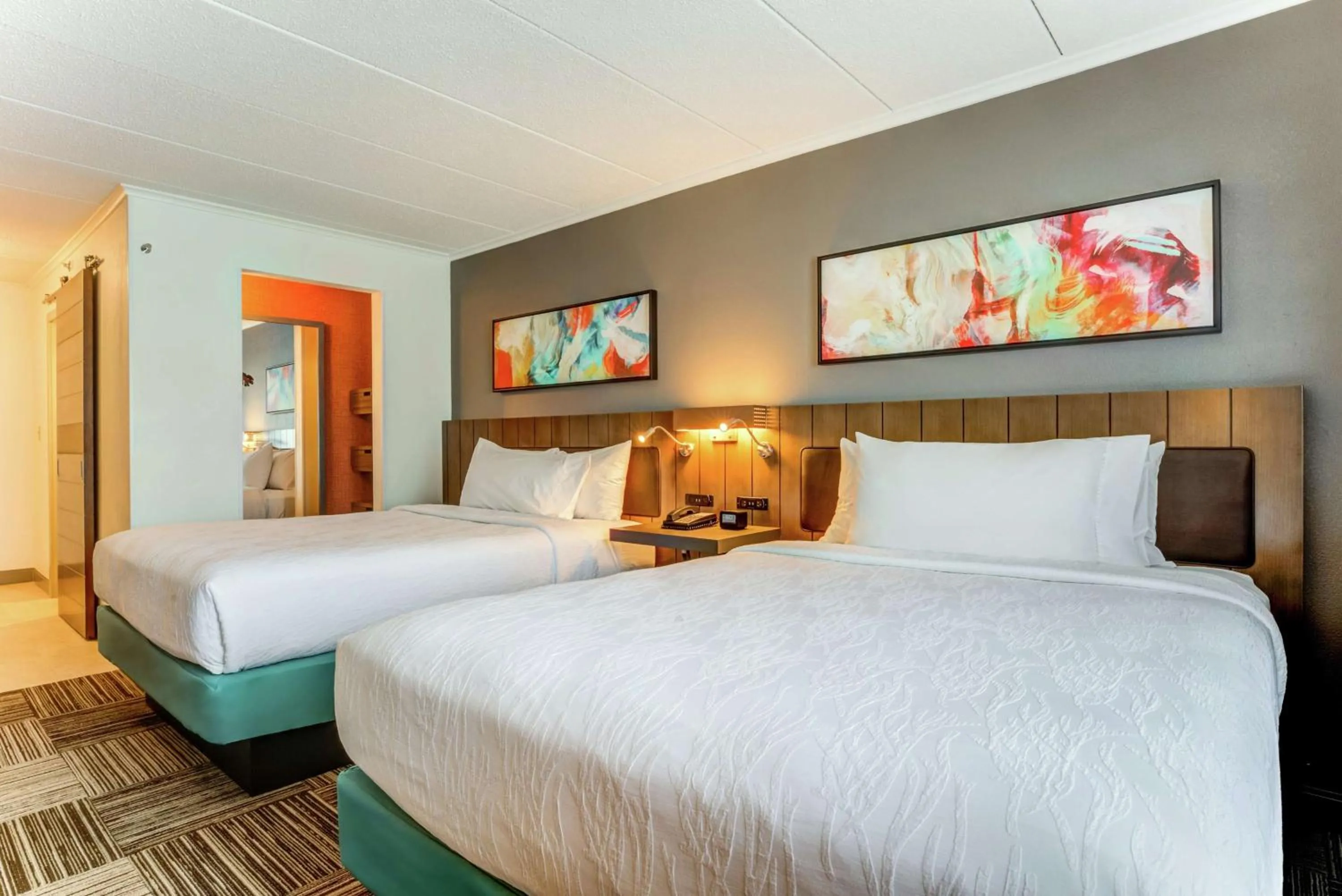 Bed in Hilton Garden Inn Boston Waltham