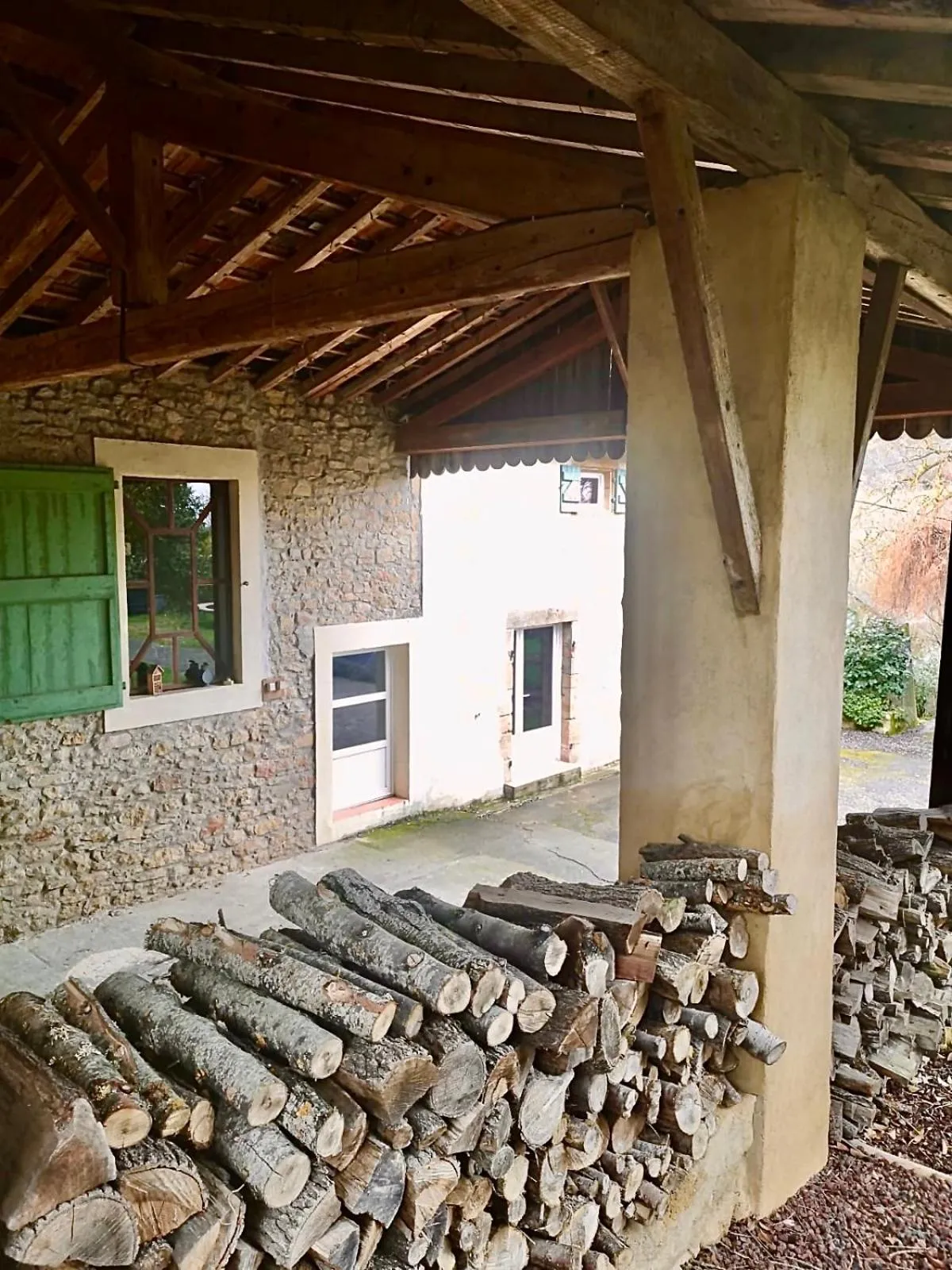 Property building in Residence La Borde