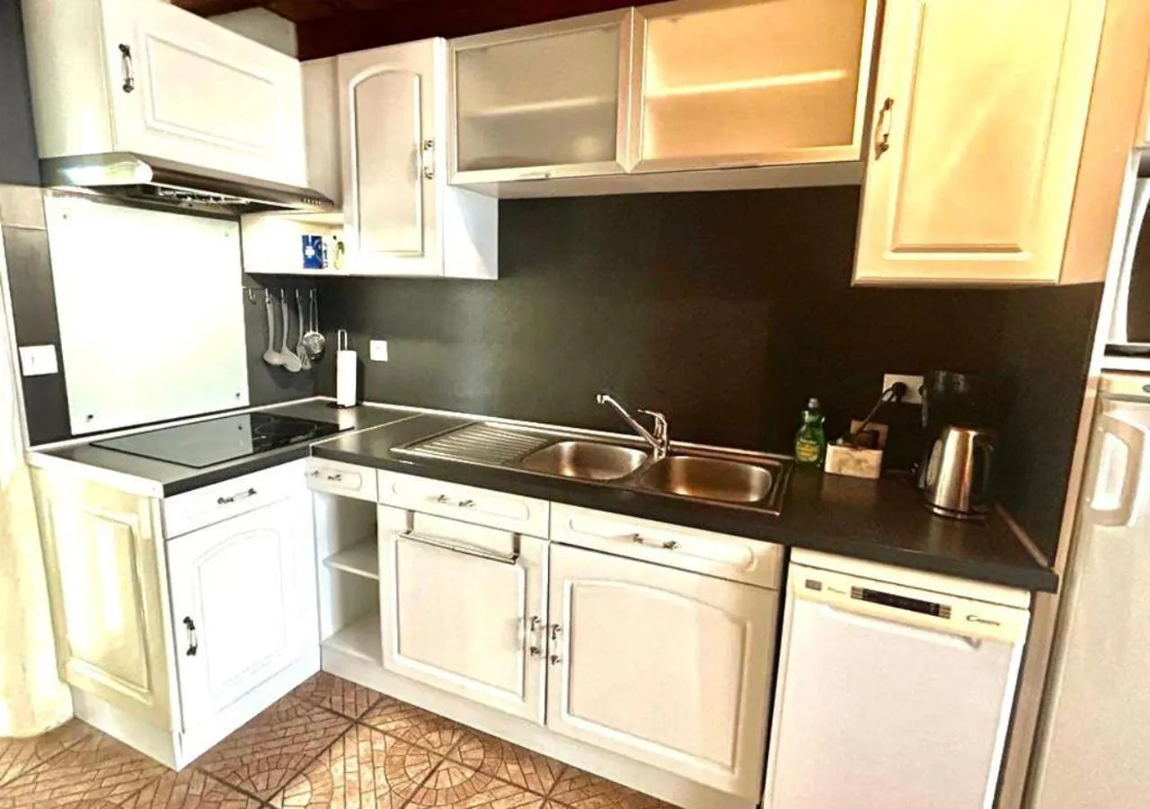 Kitchen or kitchenette in Residence La Borde