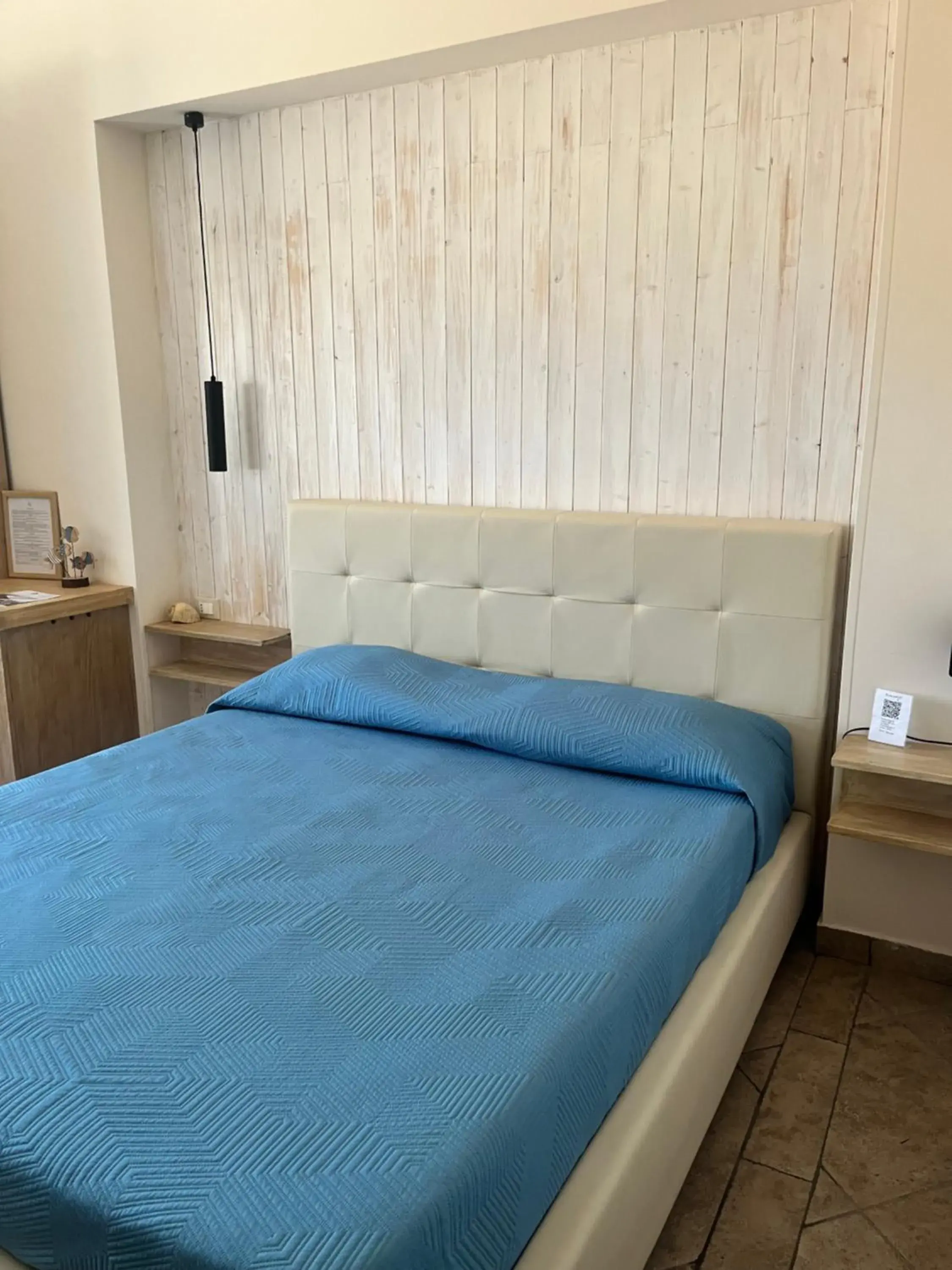 Triple Room with Private Bathroom in Donna Viruzza Triple Room with Private Bathroom in Donna Viruzza