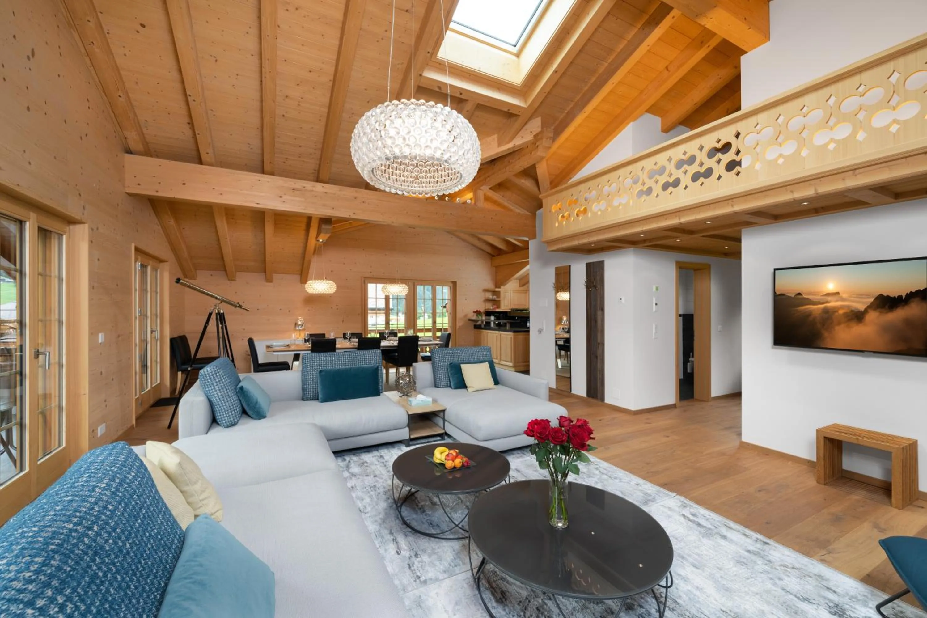 TV and multimedia in Chalet Alia and Apartments-Grindelwald by Swiss Hotel Apartments
