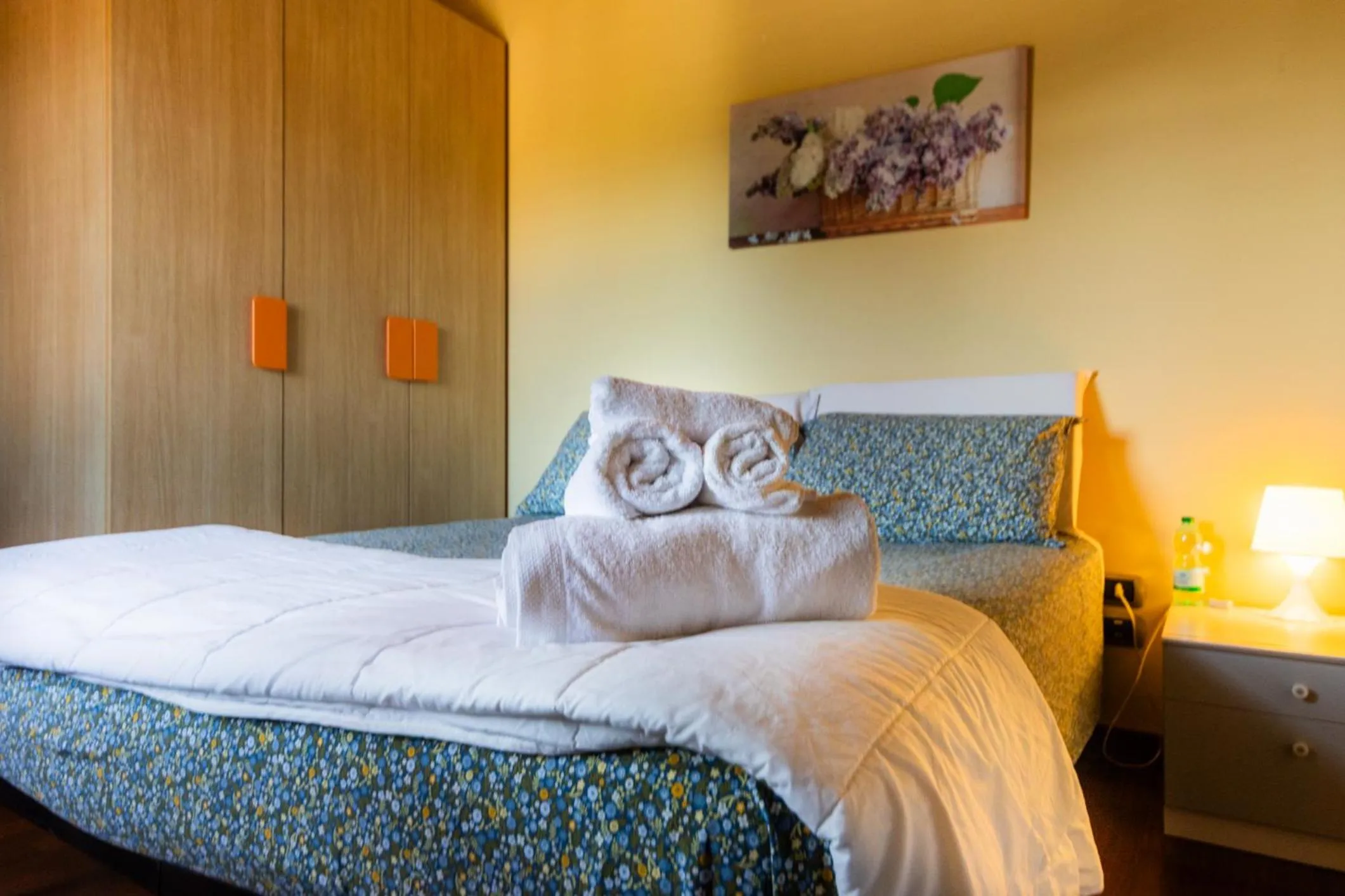 Bedroom, Bed in Santa Maria Apartments