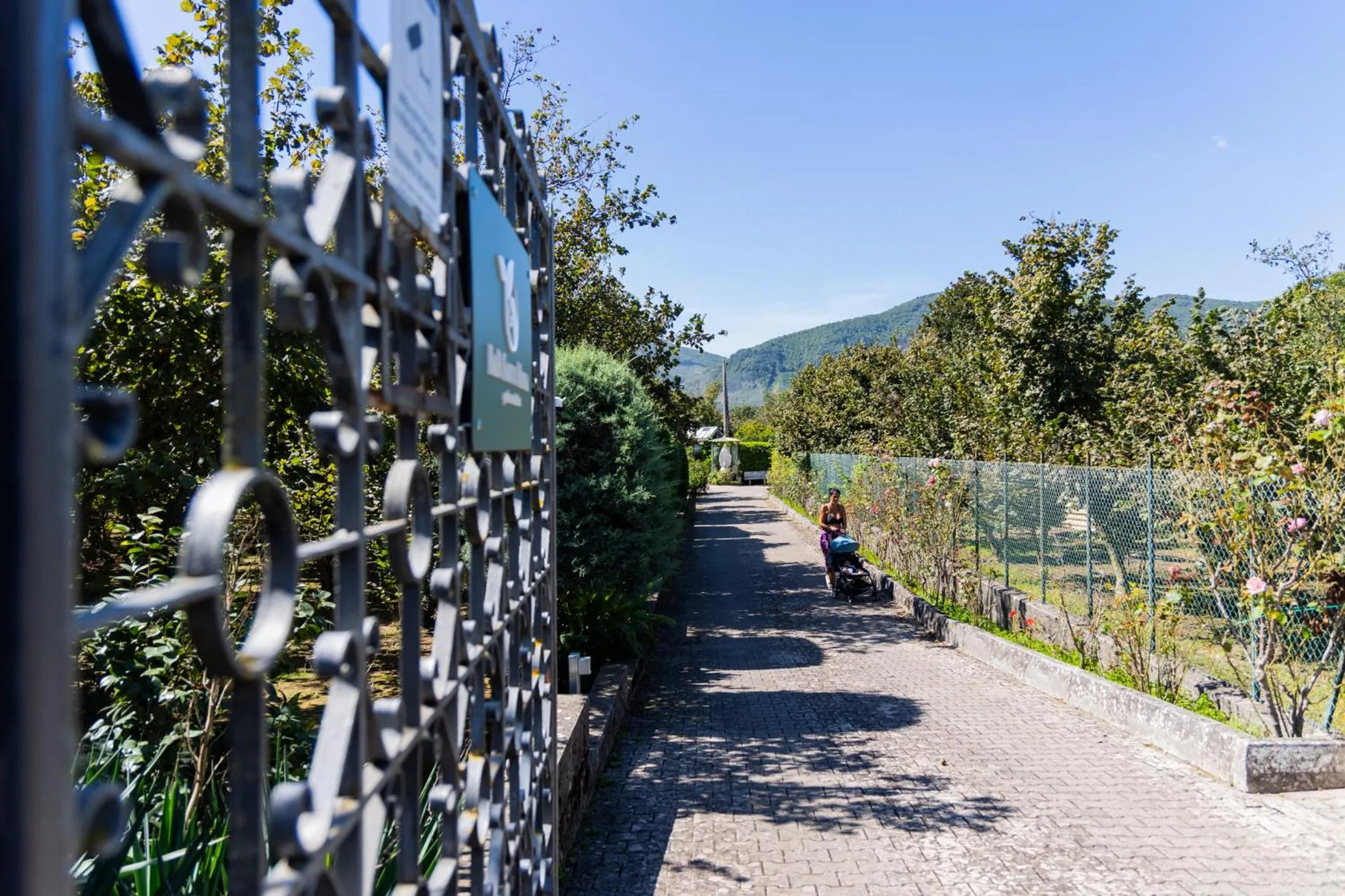 Facade/entrance in Santa Maria Apartments