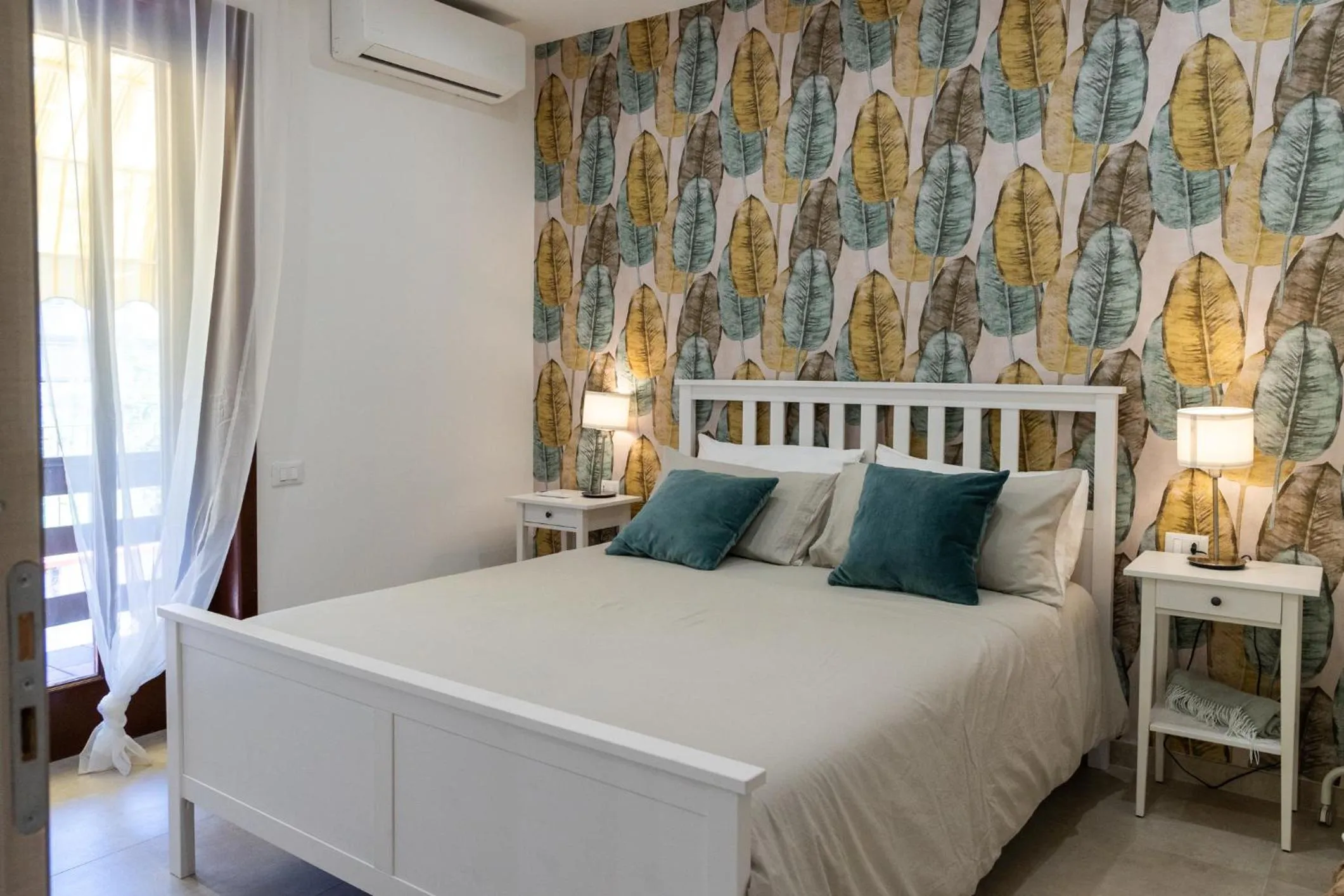 Bedroom, Bed in Santa Maria Apartments