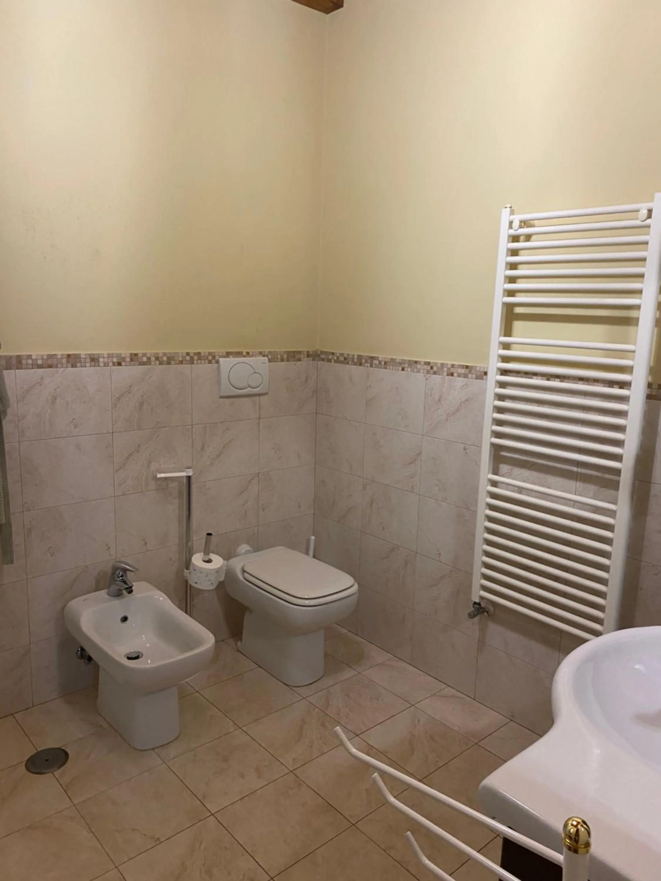 Bathroom in Santa Maria Apartments