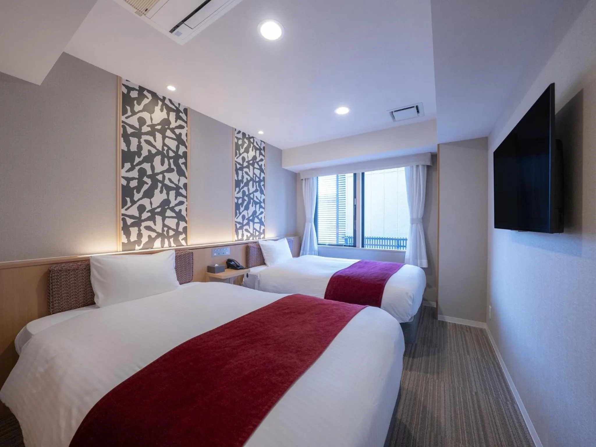 Photo of the whole room, Bed in Hotel SUI Kyoto Kiyomizu