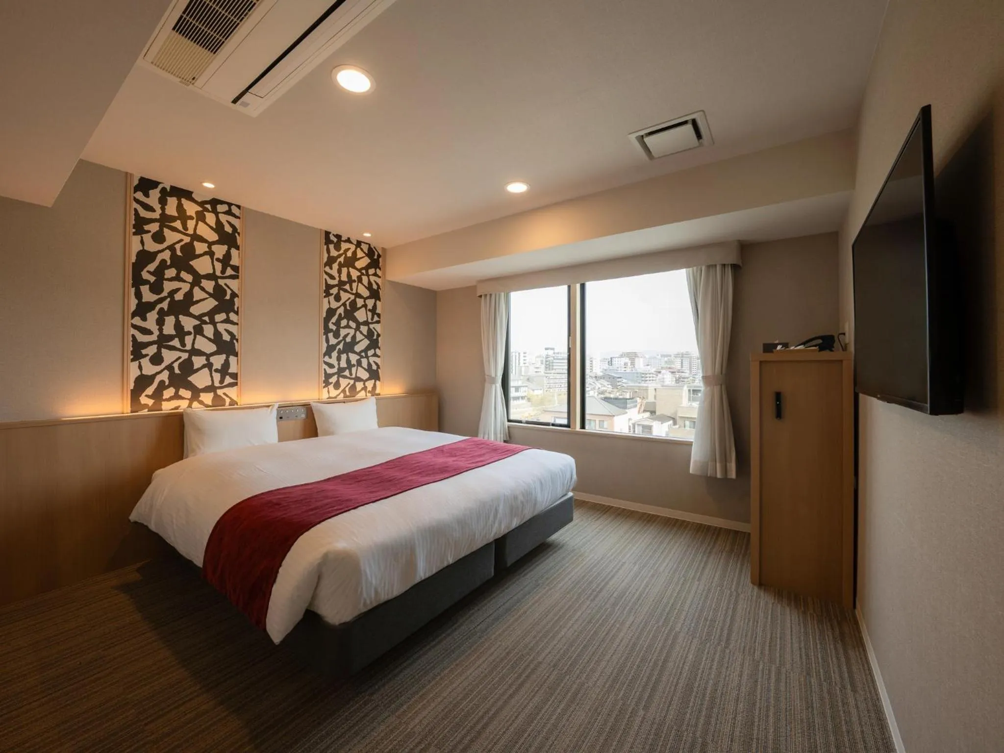 Photo of the whole room, Bed in Hotel SUI Kyoto Kiyomizu