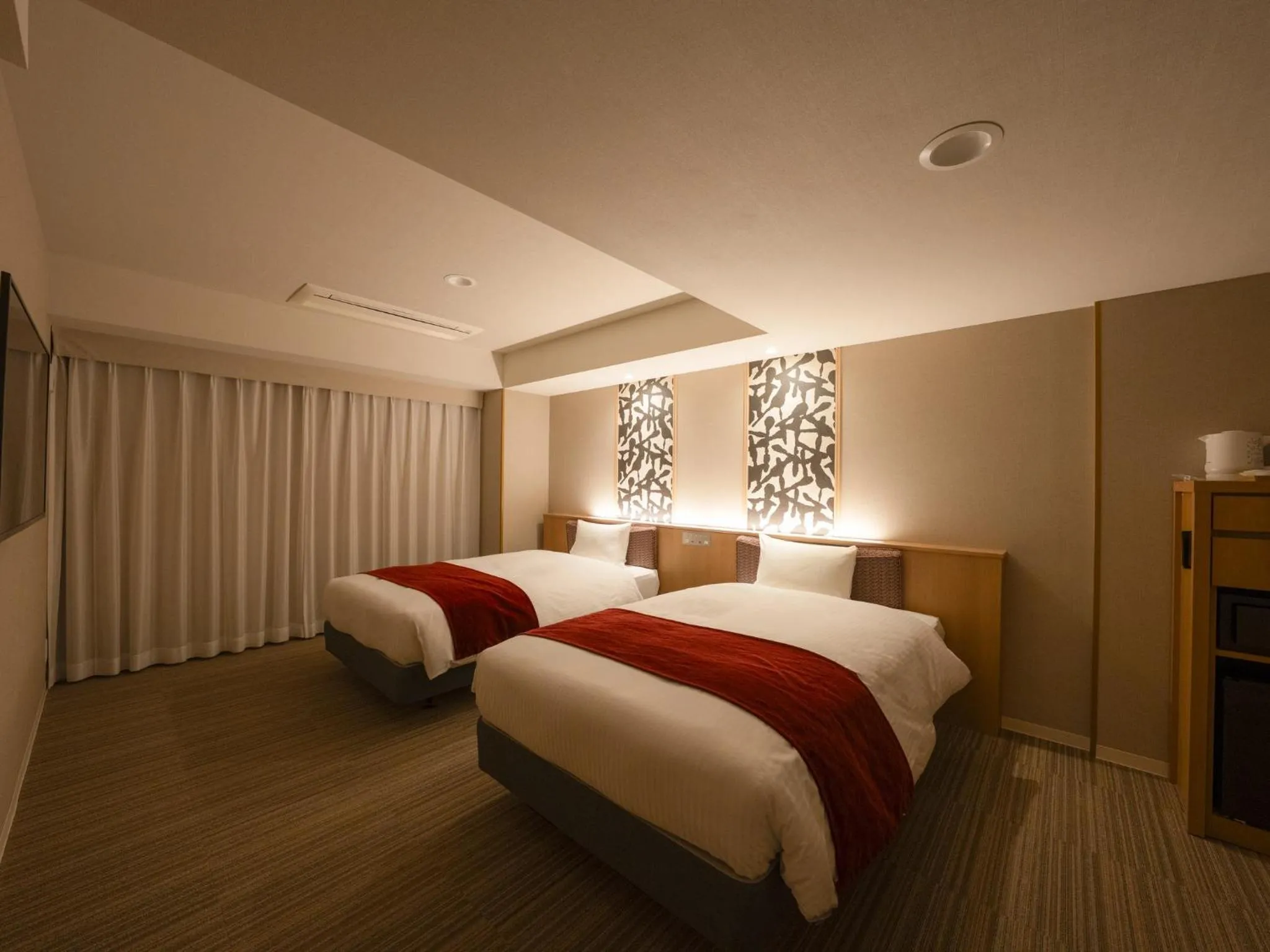 Photo of the whole room, Bed in Hotel SUI Kyoto Kiyomizu