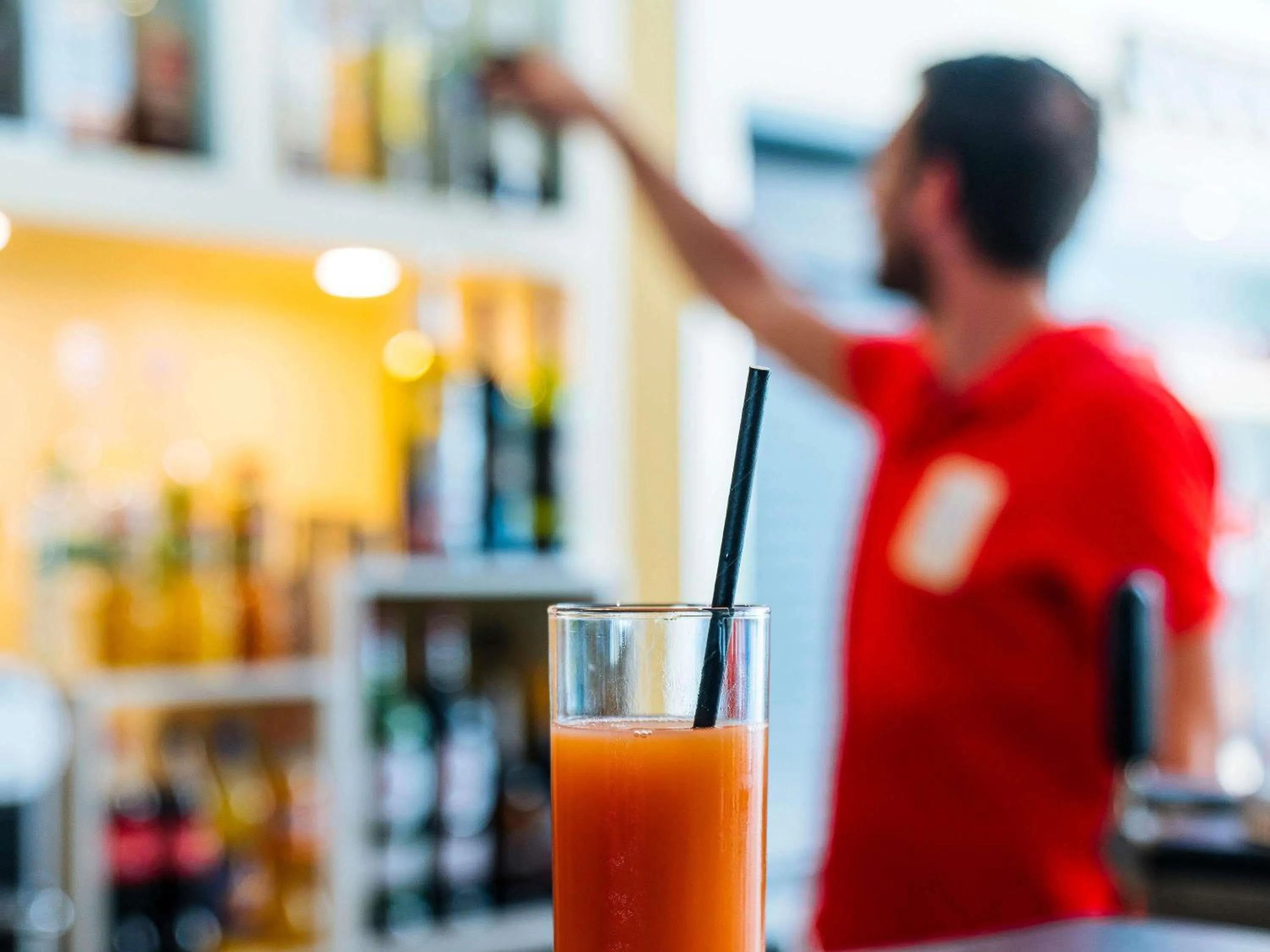 Lounge or bar in ibis Styles Nice Aéroport Arenas