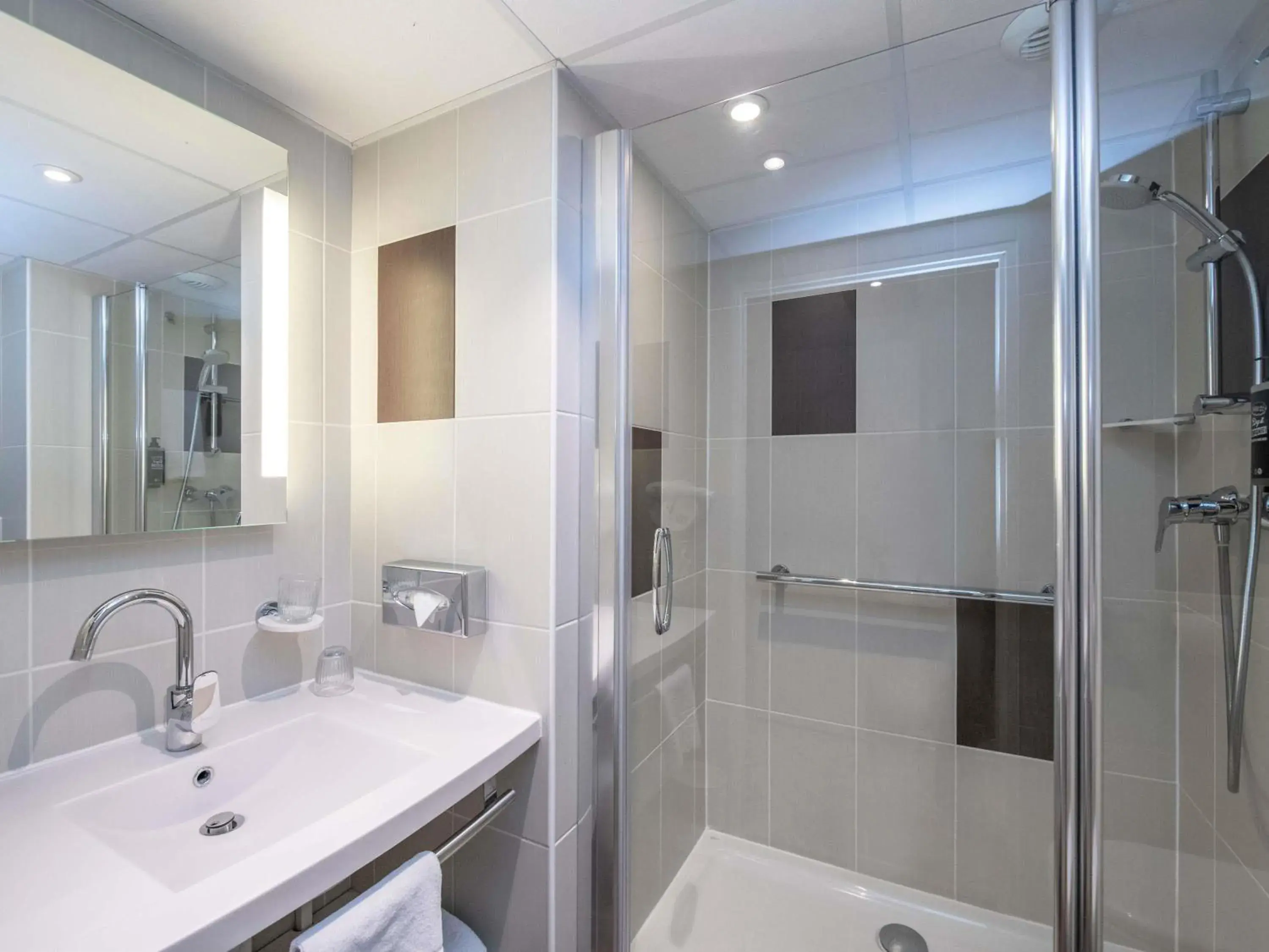 Standard Twin Room in ibis Styles Nice Aéroport Arenas Standard Twin Room in ibis Styles Nice Aéroport Arenas