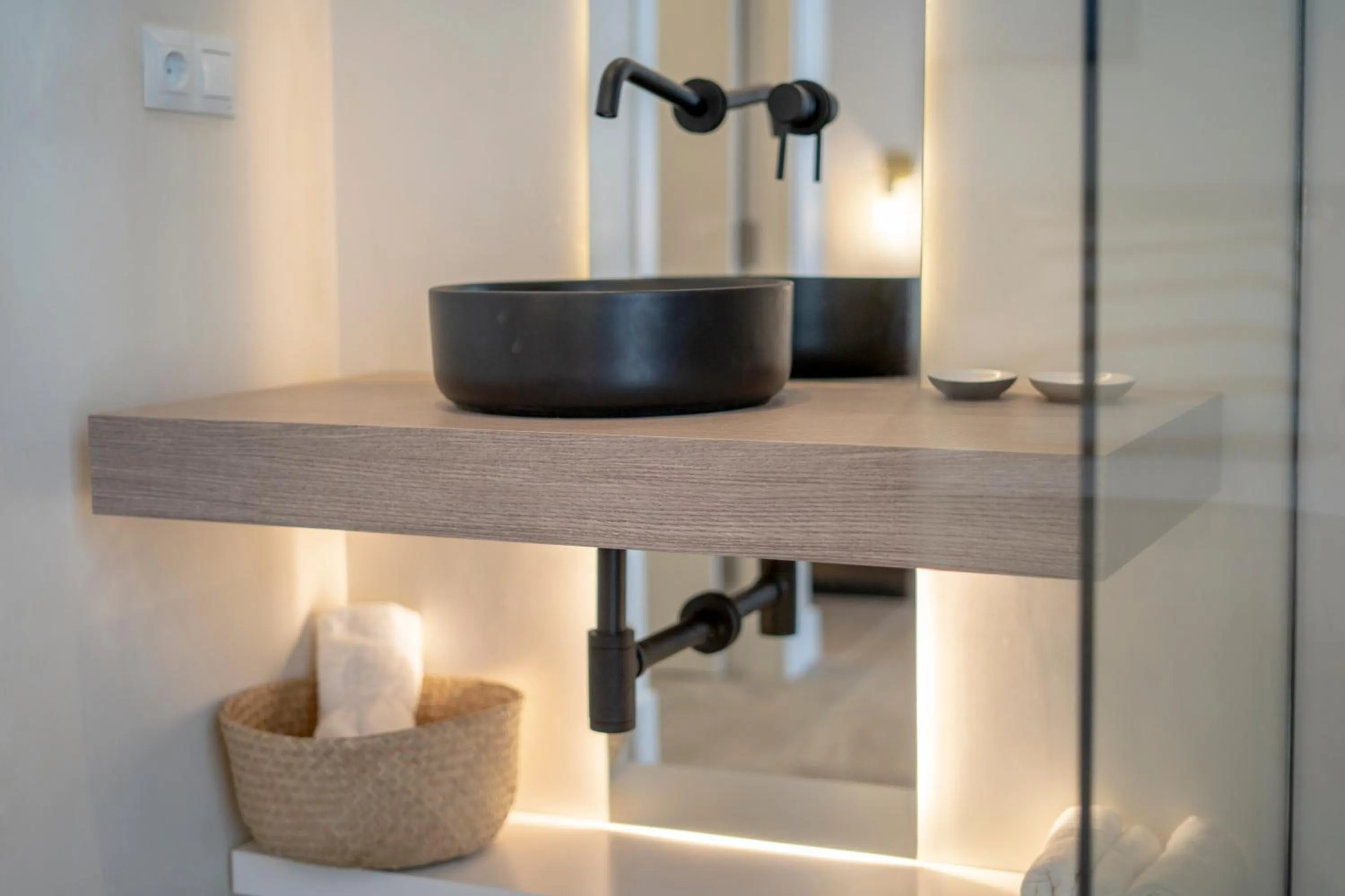 Bathroom in Suites Alfonso X