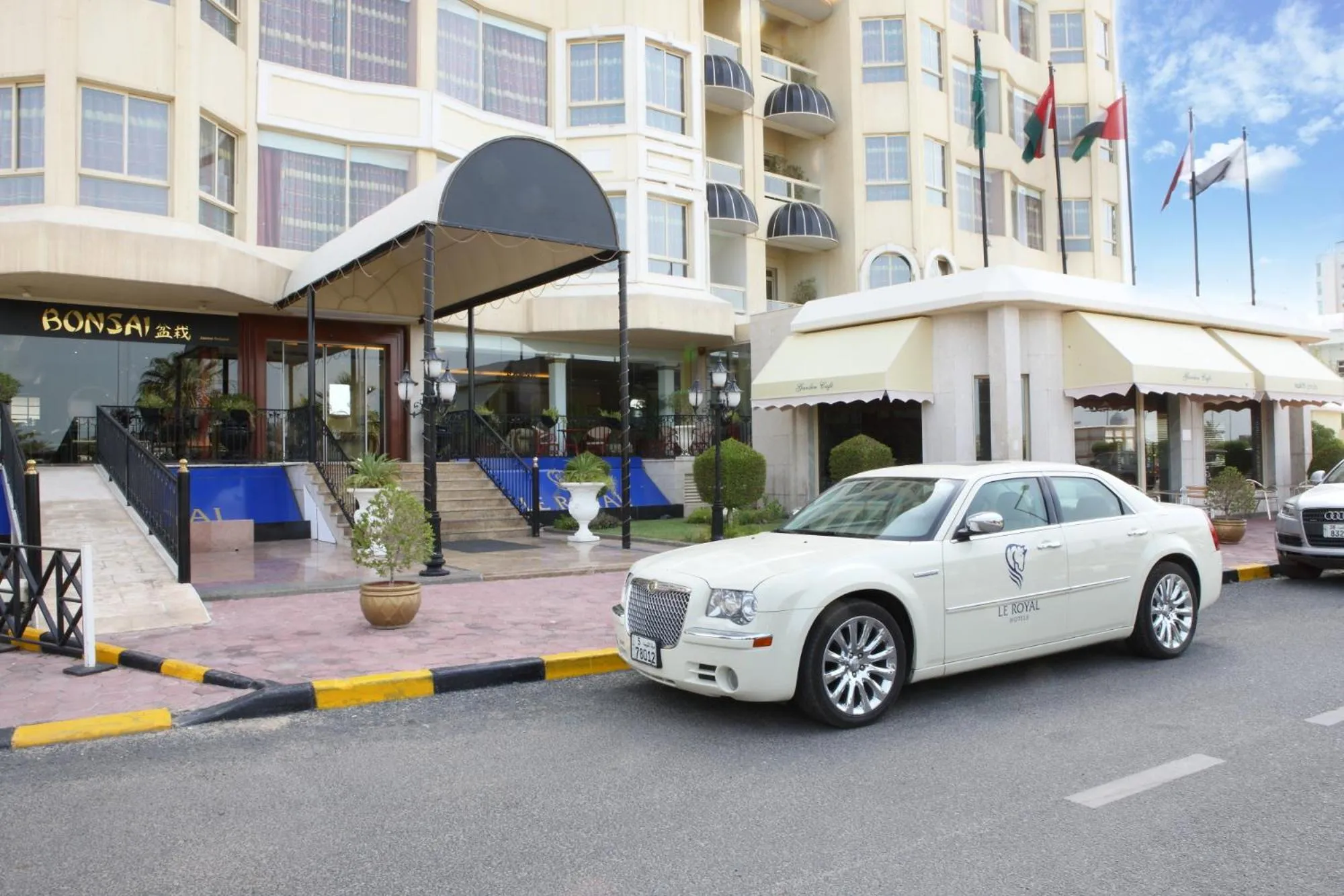 Facade/entrance in Le Royal Hotel