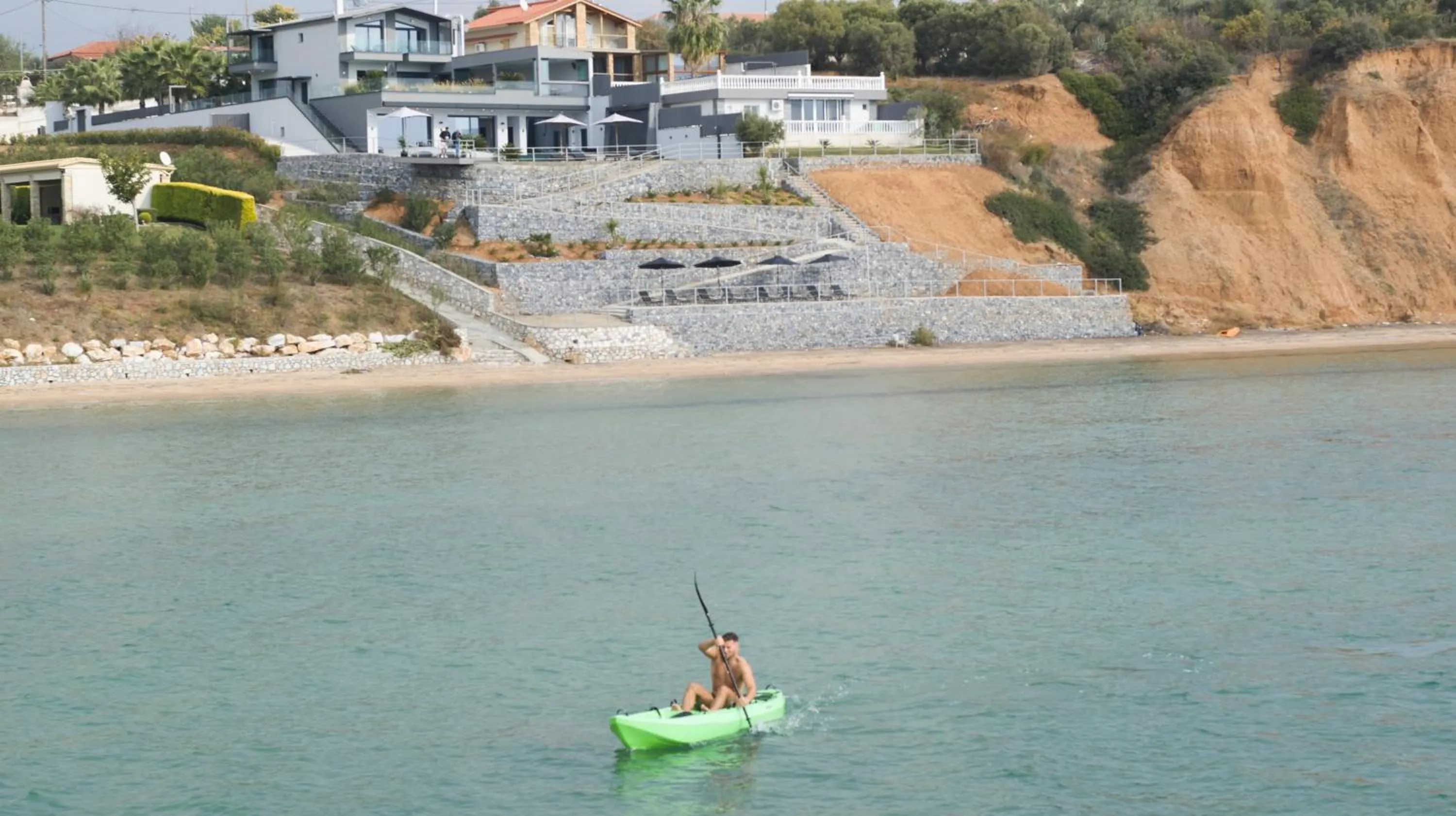 Day in Villa OMNIA - Luxury Bound on Earth