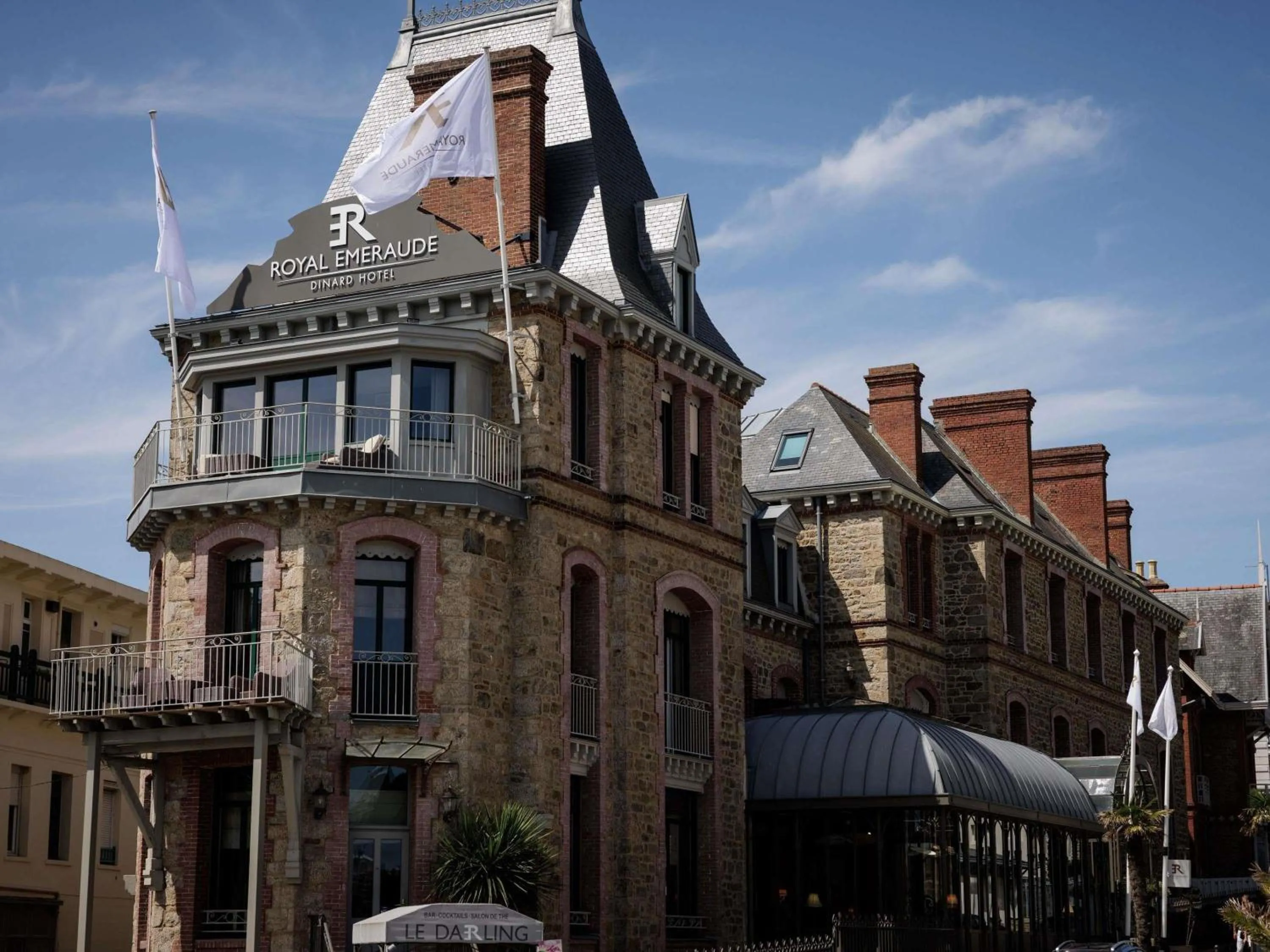 Property building in Royal Emeraude Hotel Dinard - MGallery Collection
