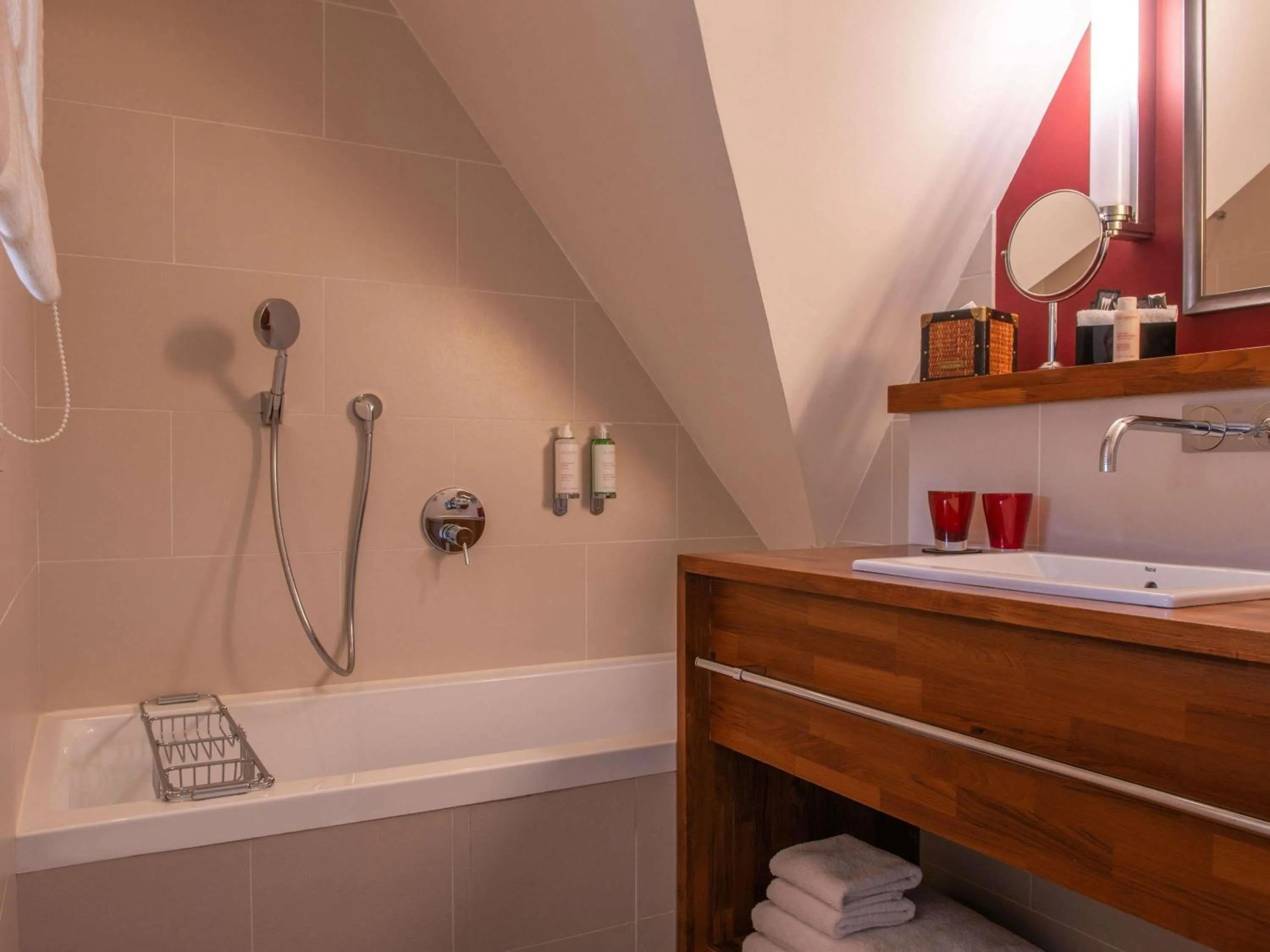 Bedroom in Royal Emeraude Hotel Dinard - MGallery Collection