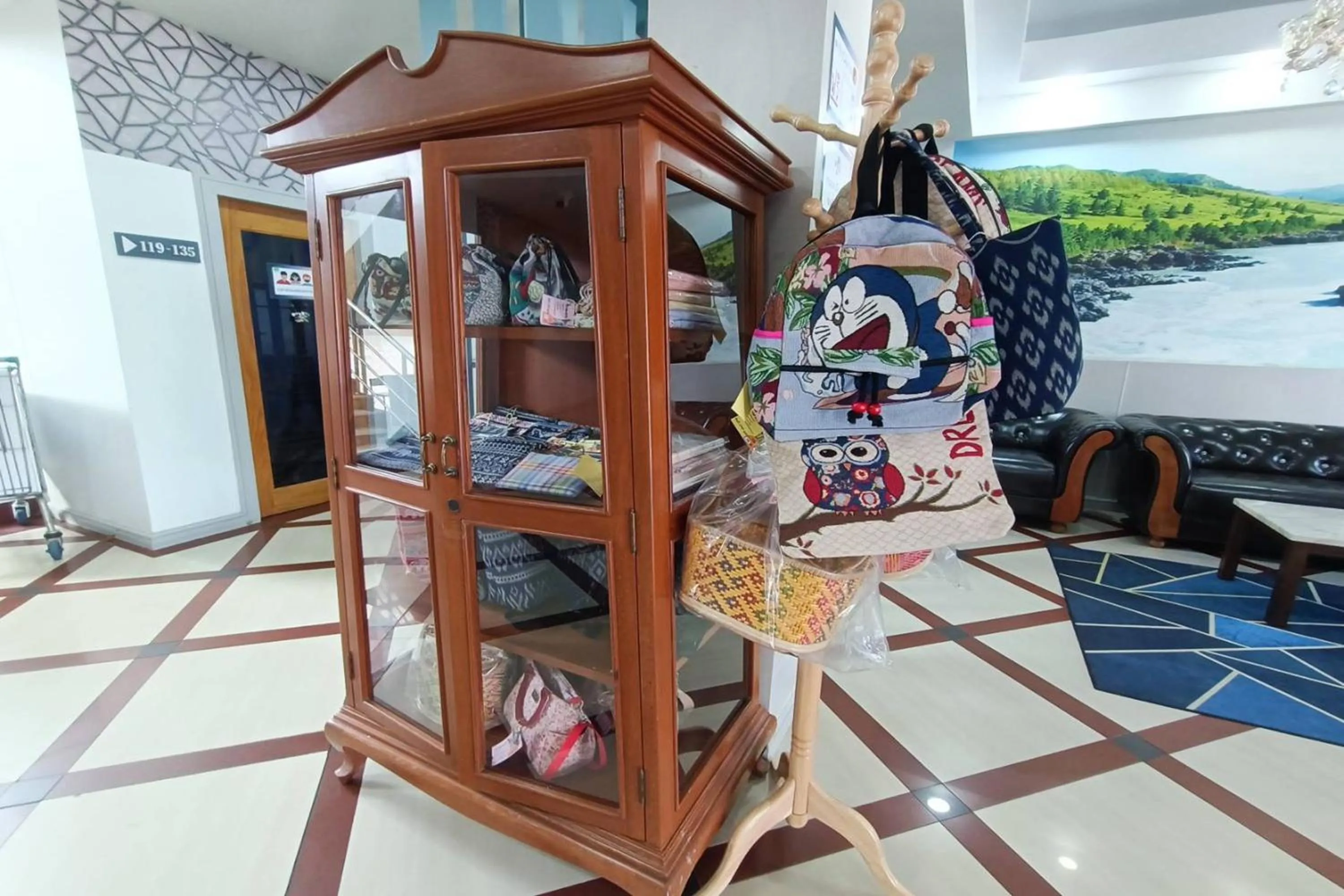 Lobby or reception in Top Inn Hotel พร้อมอาหารเช้า ใกล้วัดป่าวังน้ำเย็นและสถานที่ท่องเที่ยว