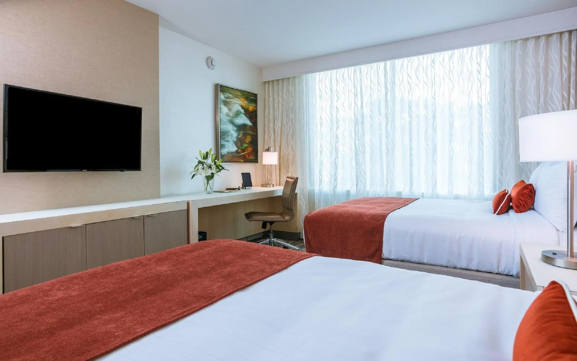 Bedroom, Bed in Mohegan Sun