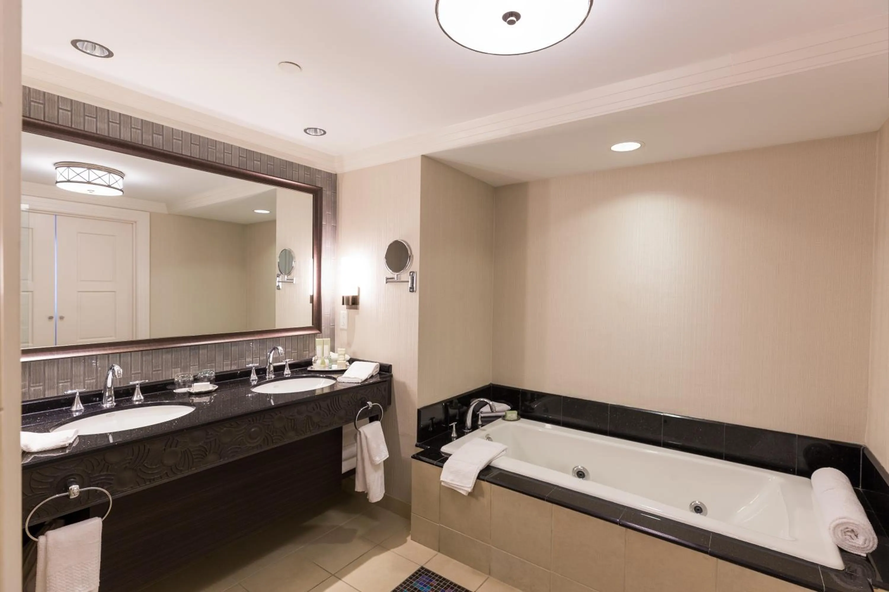 Bathroom, Bed in Mohegan Sun