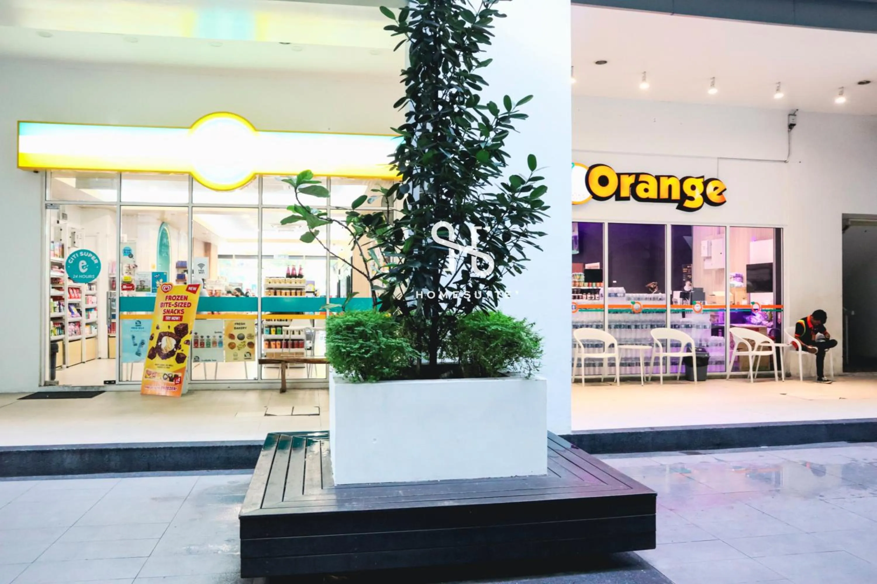 Neighbourhood in Homi Breeze at Sutera Avenue 和逸微风