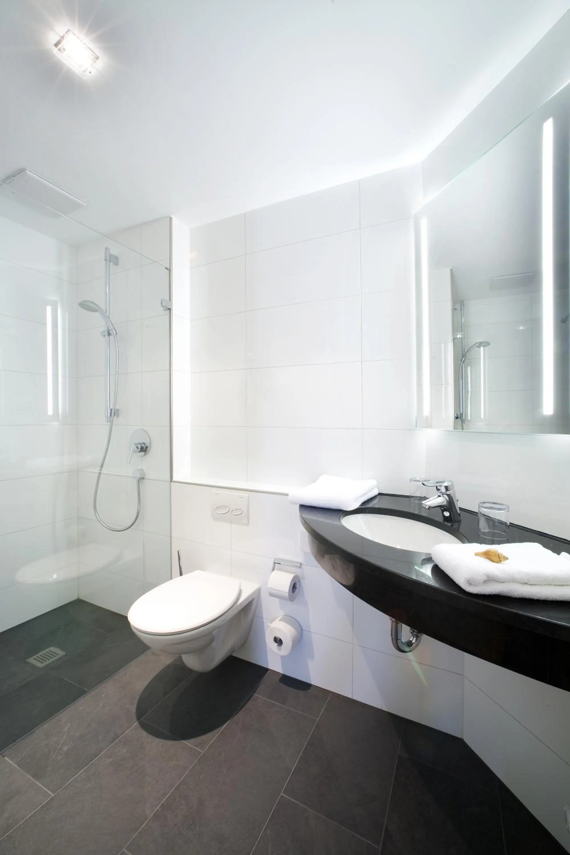 Bathroom in Lindenberger Hof