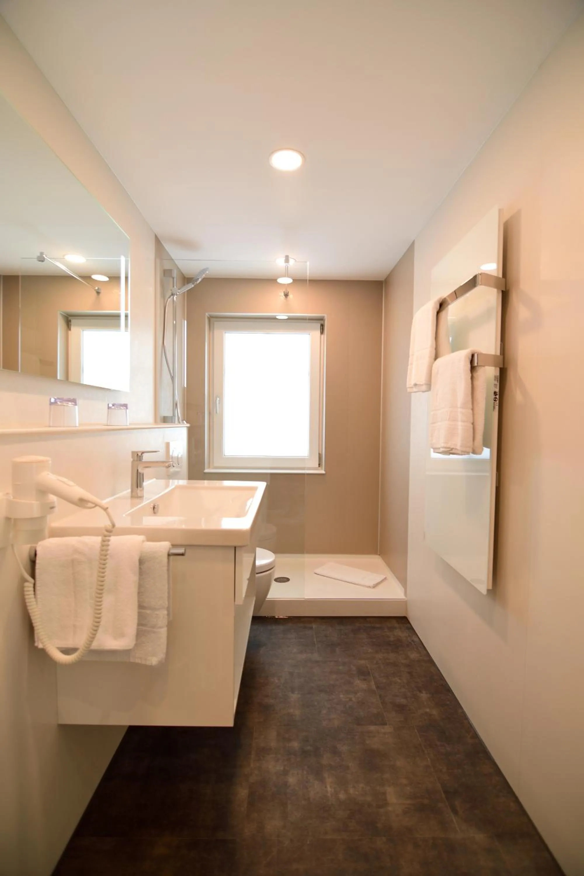 Bathroom, Bed in Lindenberger Hof