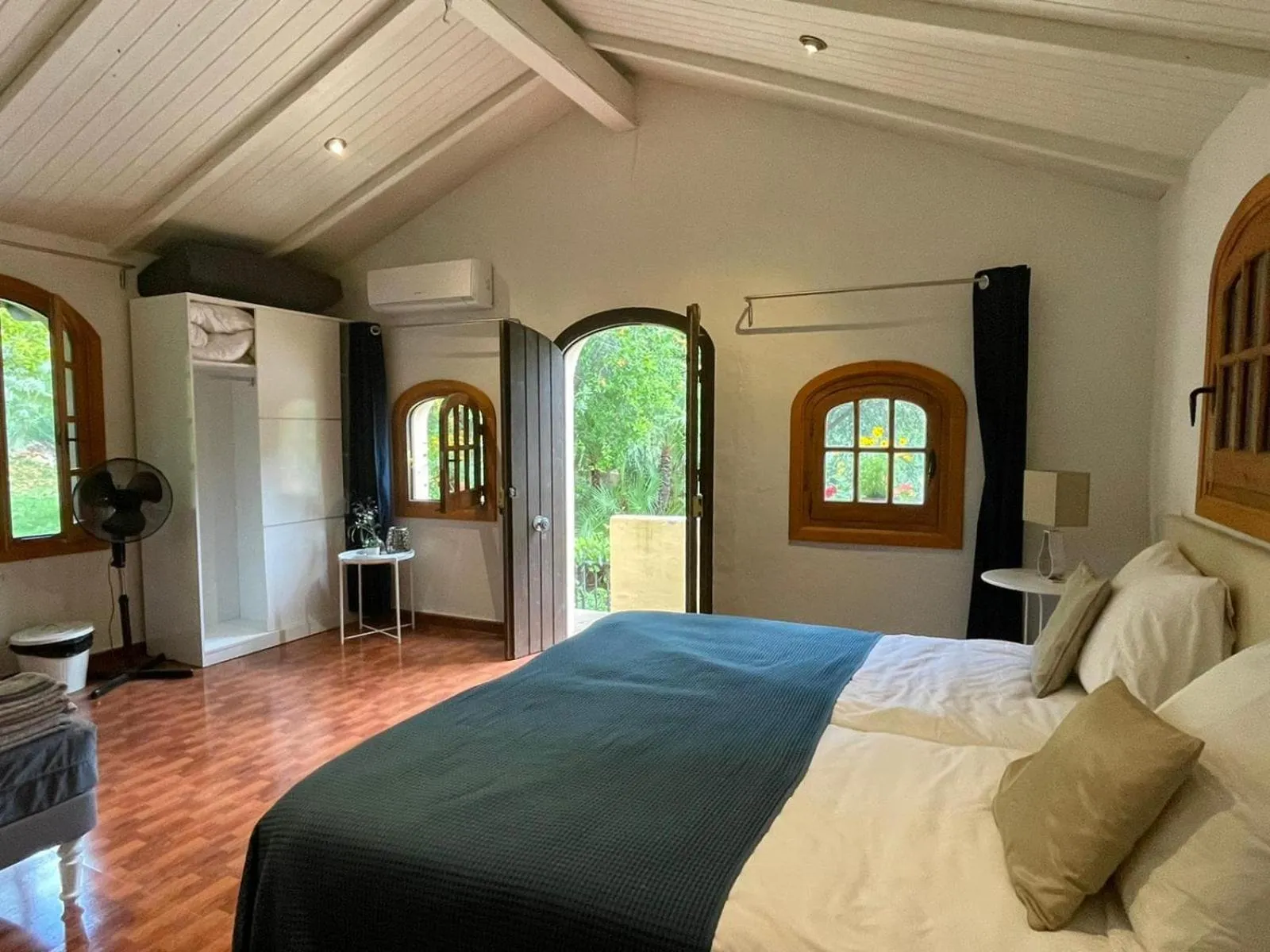 Bed in La Fuente Oase B&B