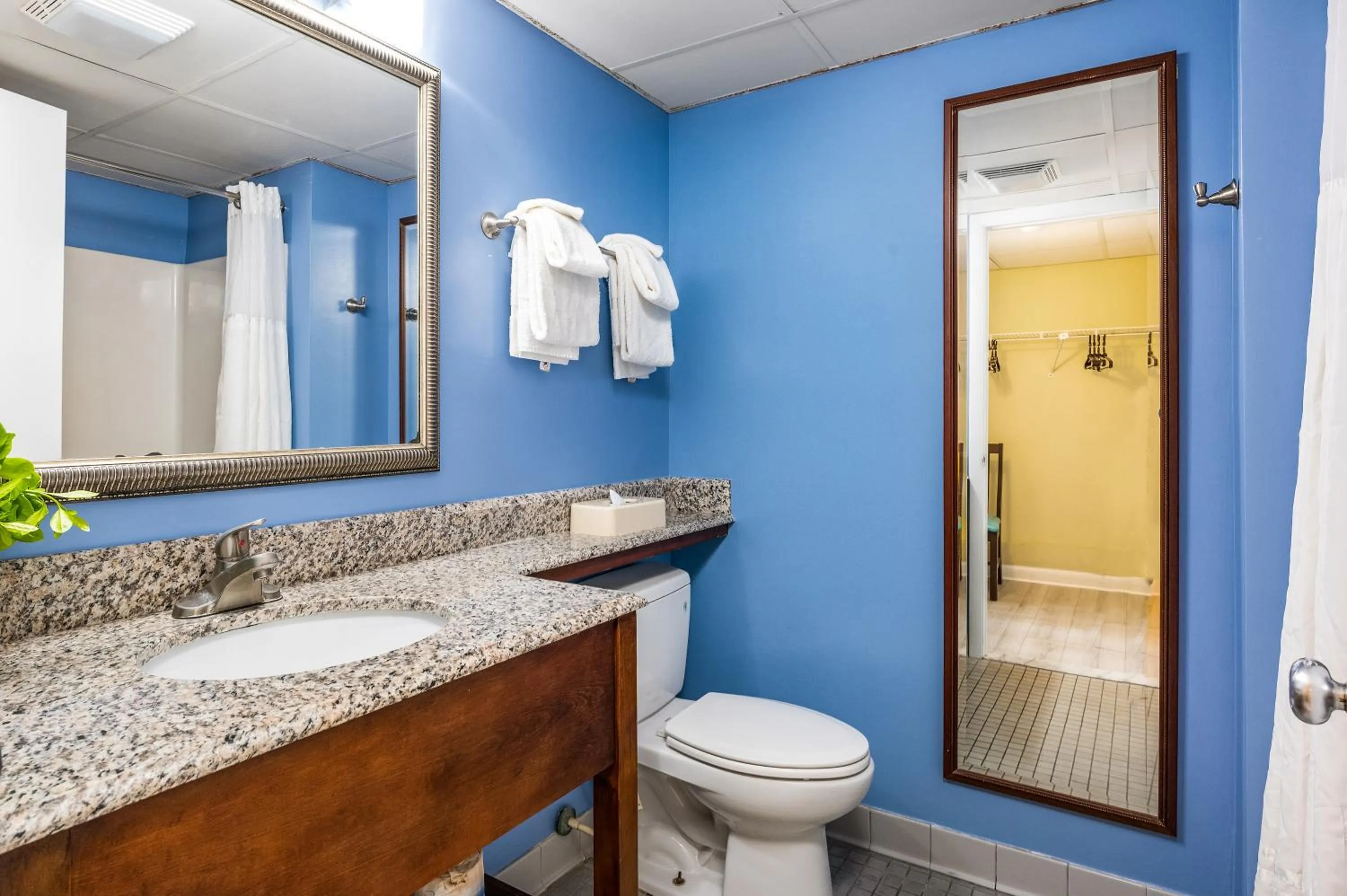 Bathroom in Cayman Suites Hotel