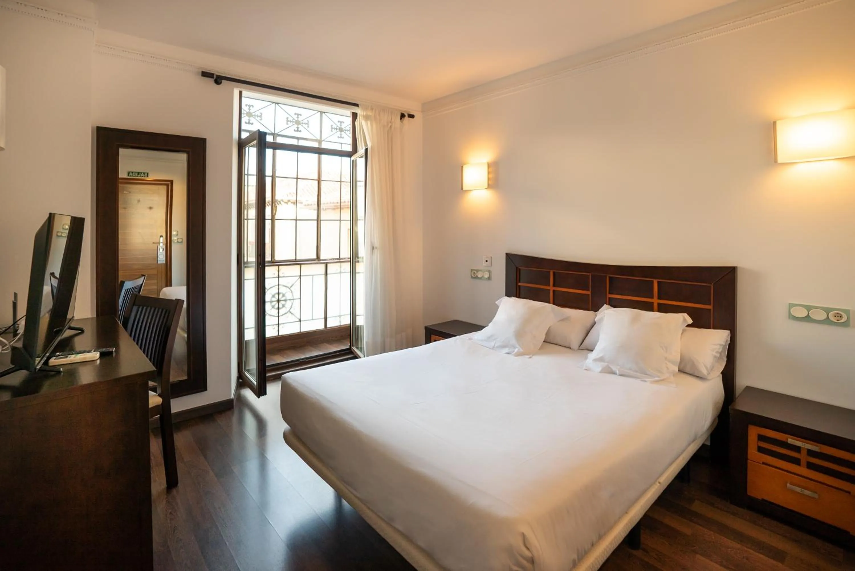 Photo of the whole room, Bed in Hotel Rincón del Conde