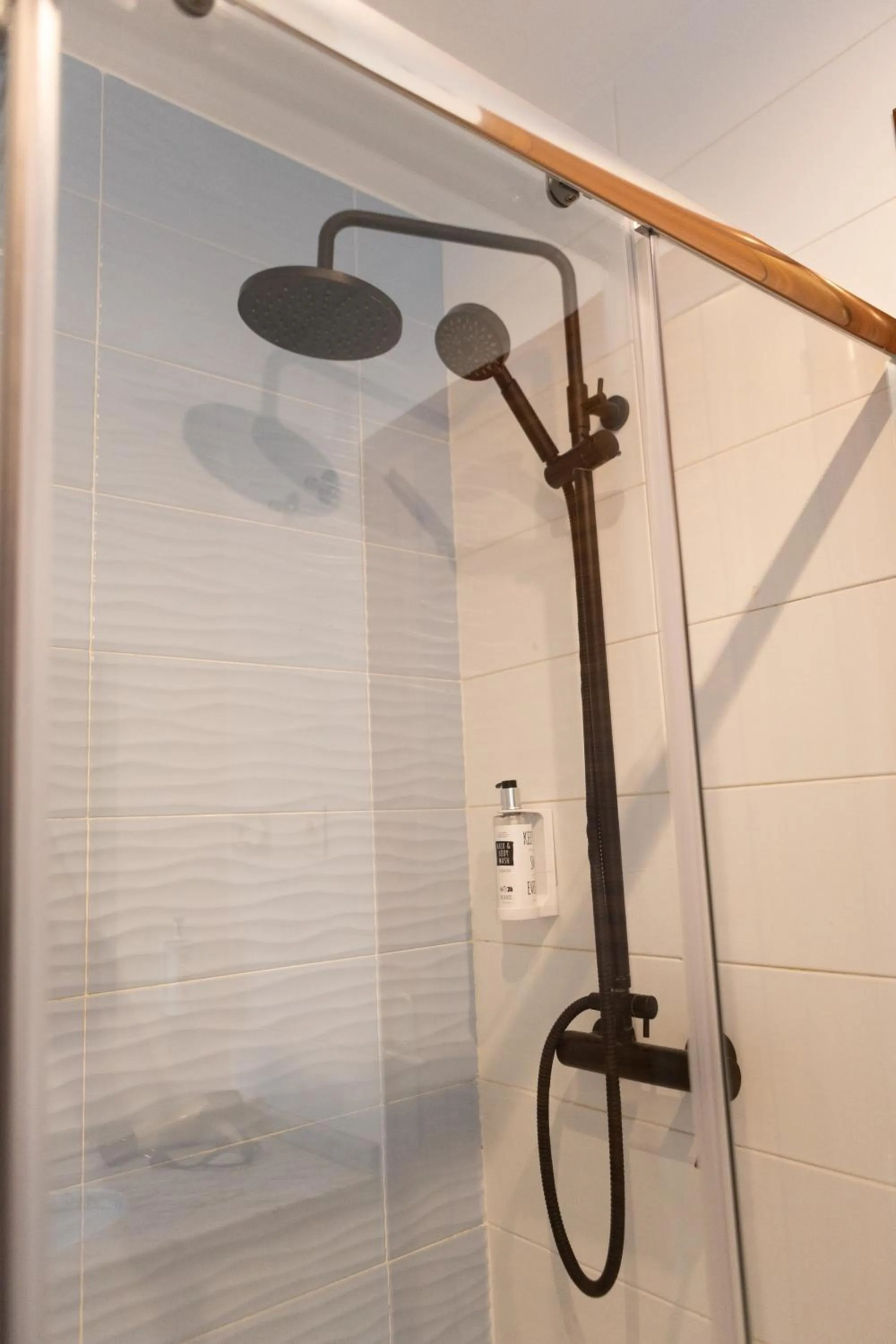 Shower in Hotel Rincón del Conde