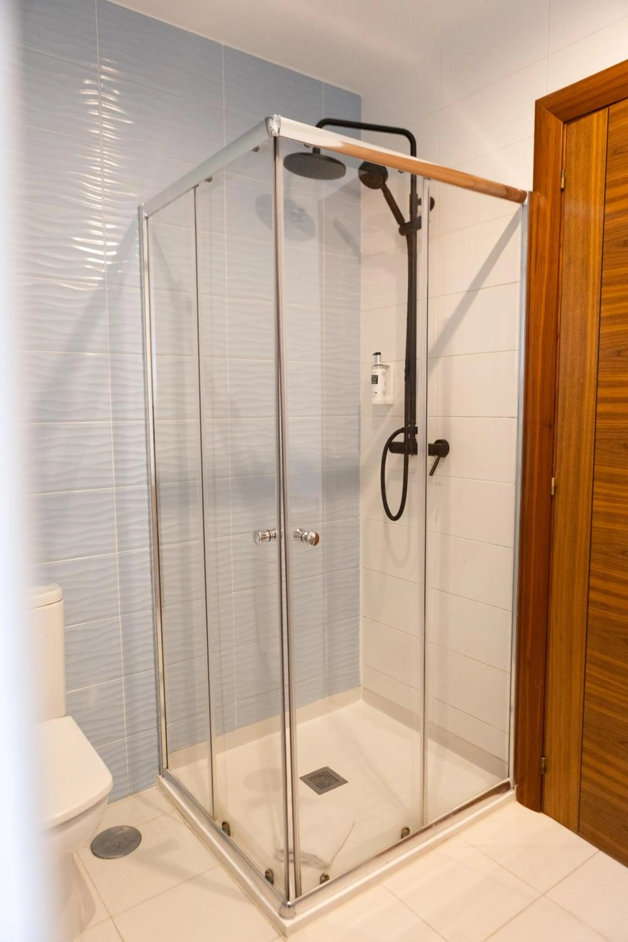 Shower in Hotel Rincón del Conde