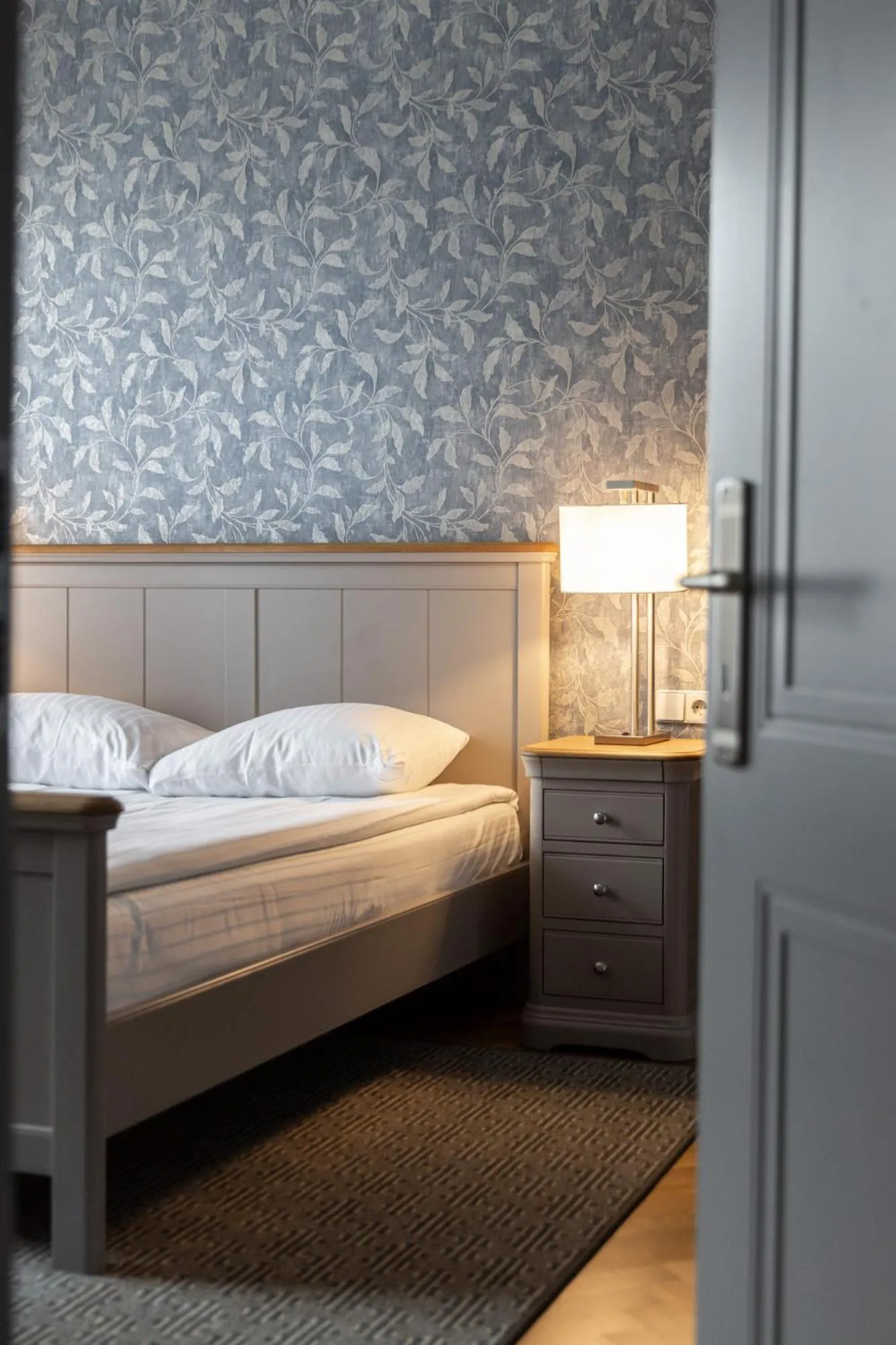 Bed in Roze Republikas Apartments