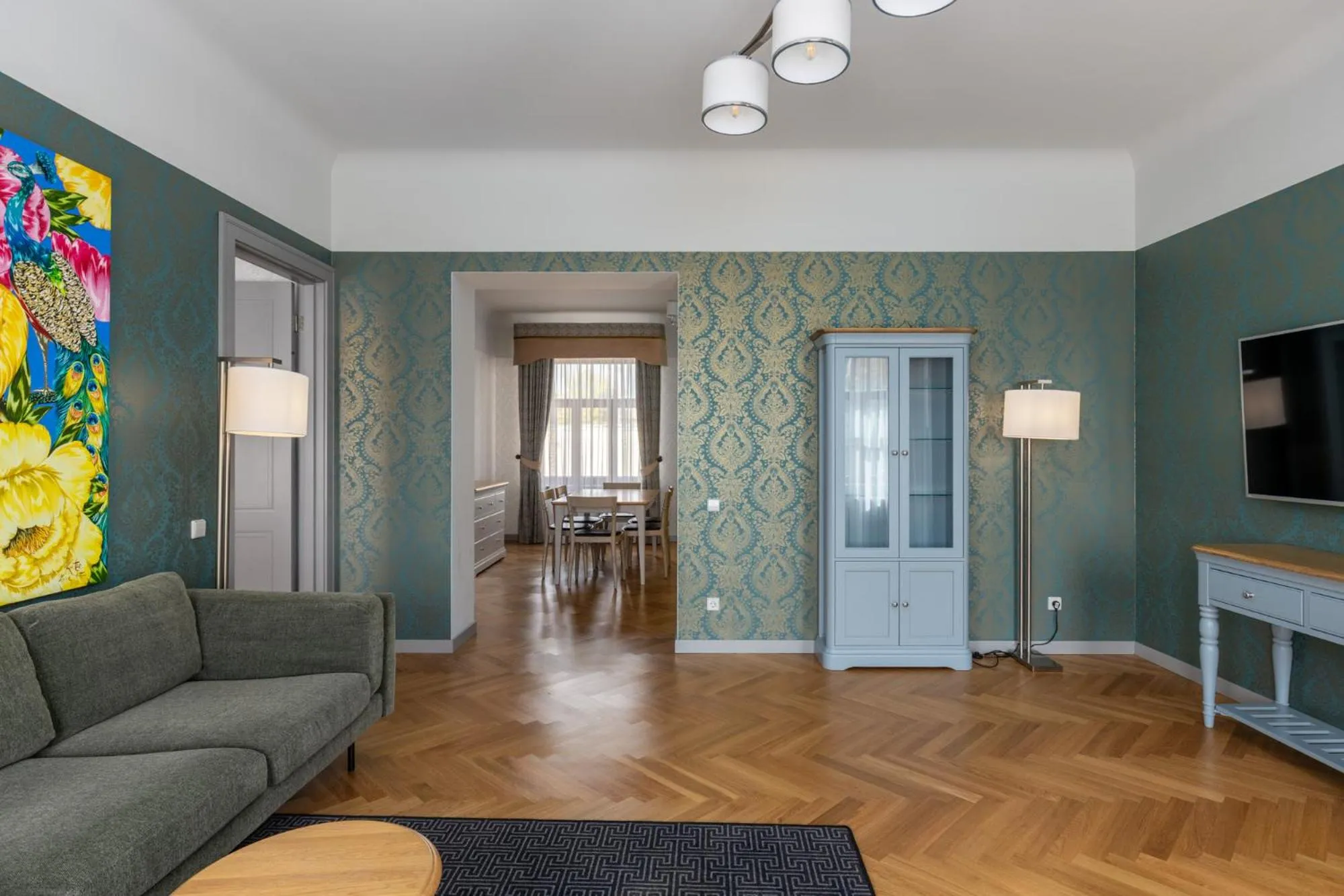 Roze Republikas Apartments