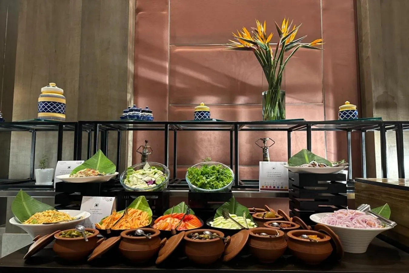 Restaurant/places to eat in Vivanta Bhubaneswar DN Square