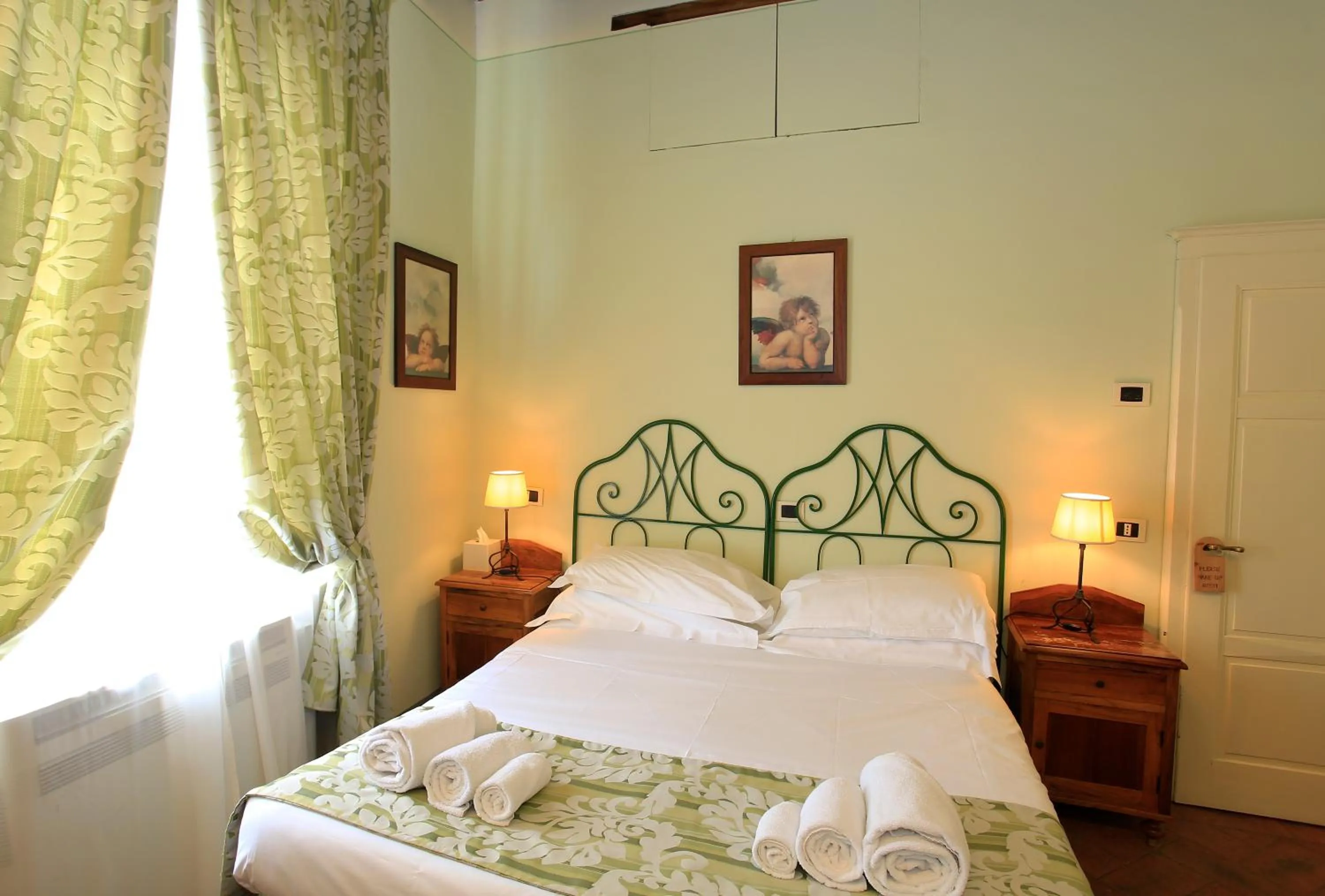 Bedroom, Bed in Palazzo Mari