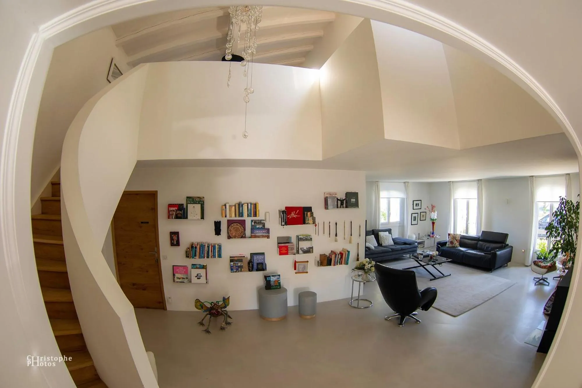 Library in Croissant de Lune